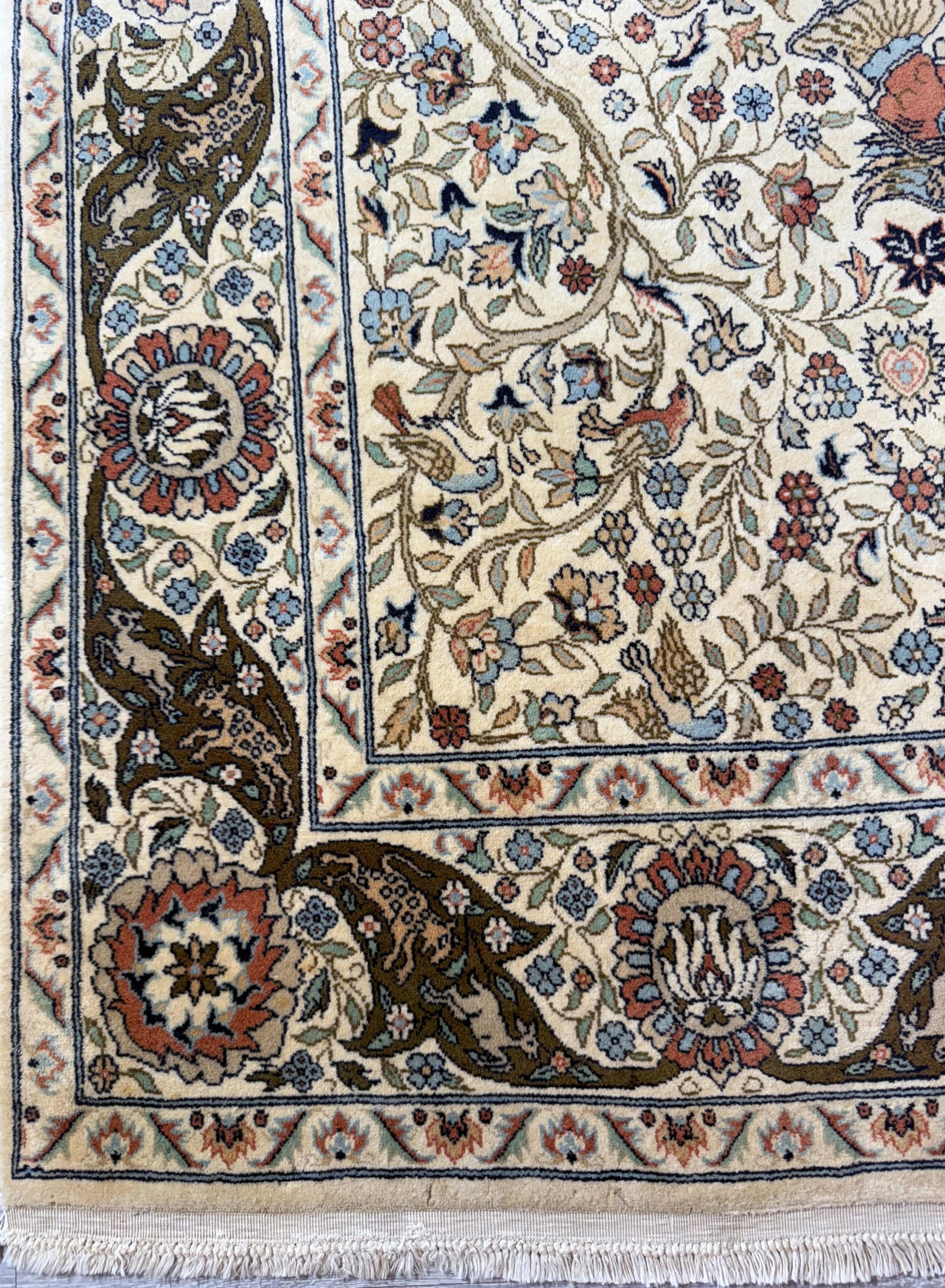 8x4 ft Vintage Wool Rug: Hand Knotted Hunting Scene Carpet with Medallion Design