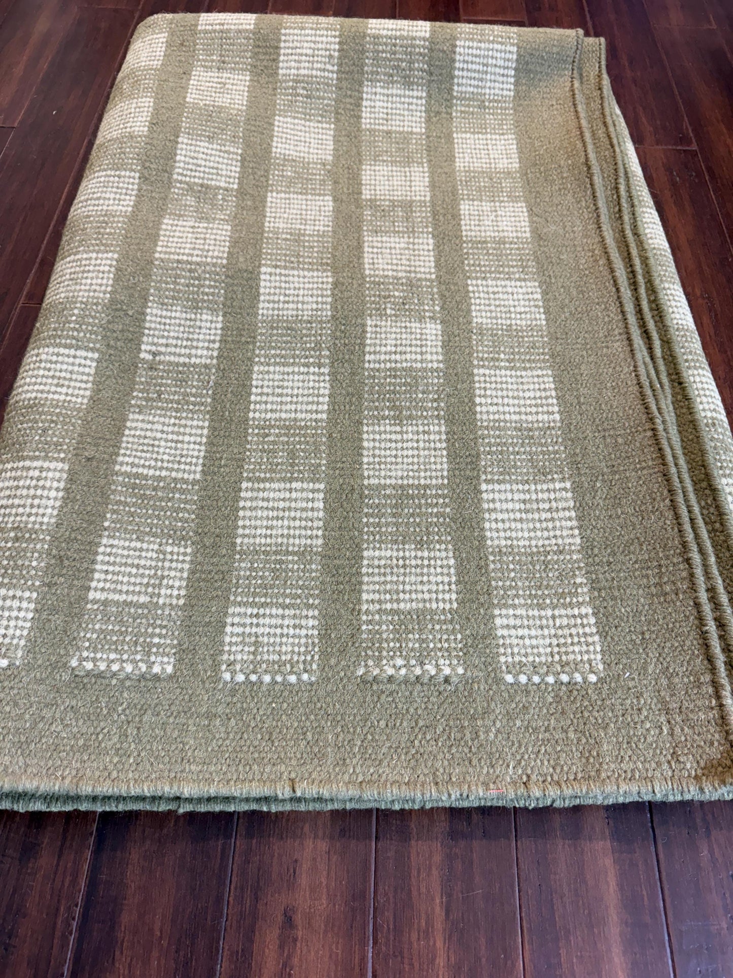 Turkish kilim rug
Oushak flatweave rug
handwoven wool rug
5x8 kilim rug
boho area rug
Anatolian rug
Turkish oushak carpet
flat weave wool rug
bohemian floor rug
farmhouse style rug
handmade kilim rug
wool boho rug
contemporary Turkish rug
minimalist area rug
tribal flatweave rug
rustic modern decor
neutral boho rug
Turkish floor covering
woven oushak rug
5x8 Turkish rug
decorative wool carpet
vintage style kilim
geometric kilim rug
living room flatweave
earthy tone area rug
designer boho rug