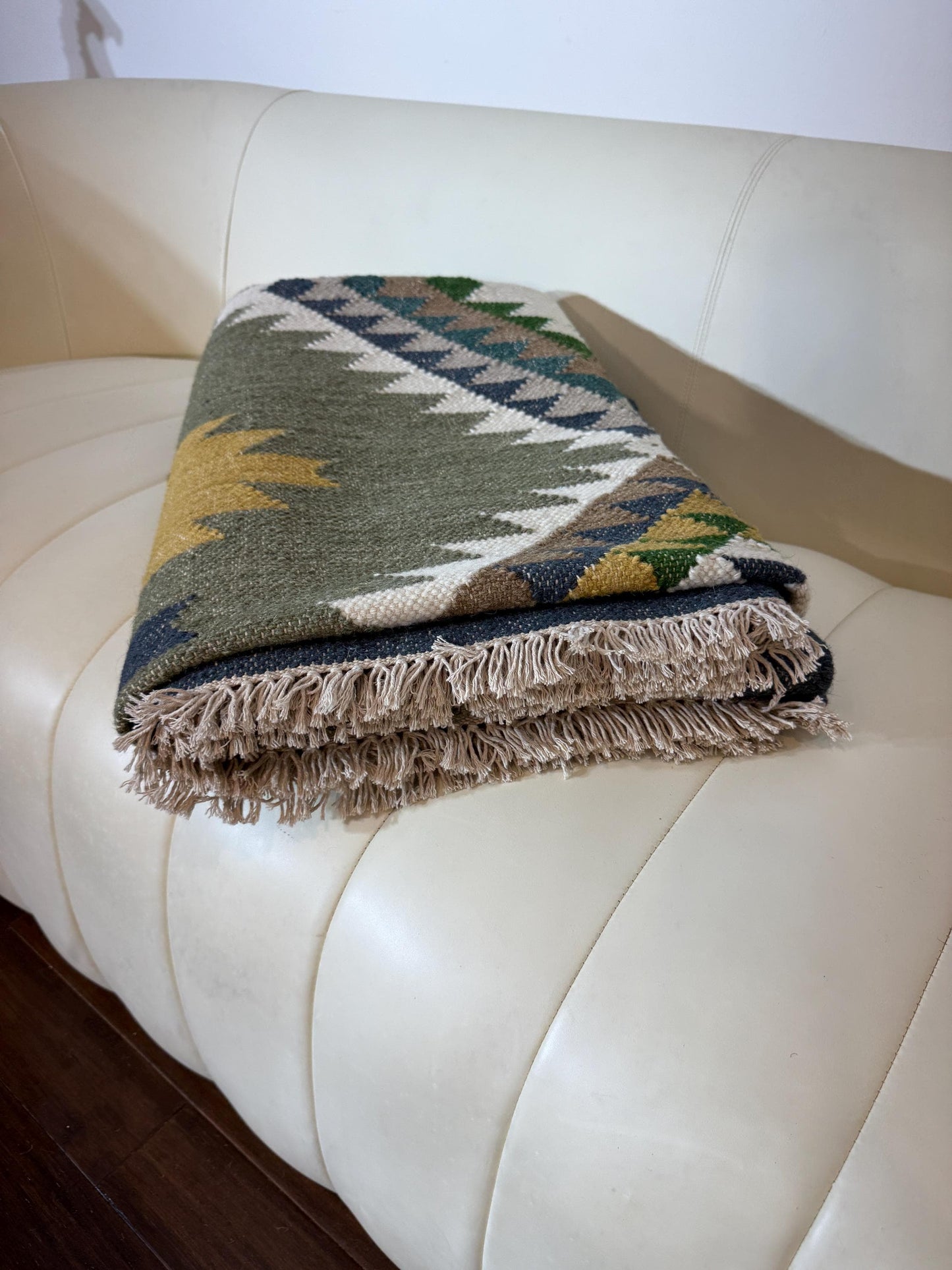 Turkish Kilim Rug
5x8 Area Rug
Anatolian Flatweave
Wool Kilim Rug
Geometric Rug
Scandinavian Rug
Handmade Rug
Boho Kilim
Flatweave Wool Rug
Turkish Area Rug
Tribal Kilim
Bohemian Home Decor
Ethnic Rug
Natural Wool Rug
Kilim Rug 5x8
Neutral Color Rug
Turkish Decor
Nomadic Rug
Modern Kilim
Handmade Floor Rug
Kilim Wool Carpe
Woven Rug Turkey
Vintage Style Rug
Farmhouse Rug
Nordic Home Rug
Minimalist Area Rug
Eclectic Living Room Decor
Hand Loomed Rug
Artisan Made Rug
Soft Wool Rug
