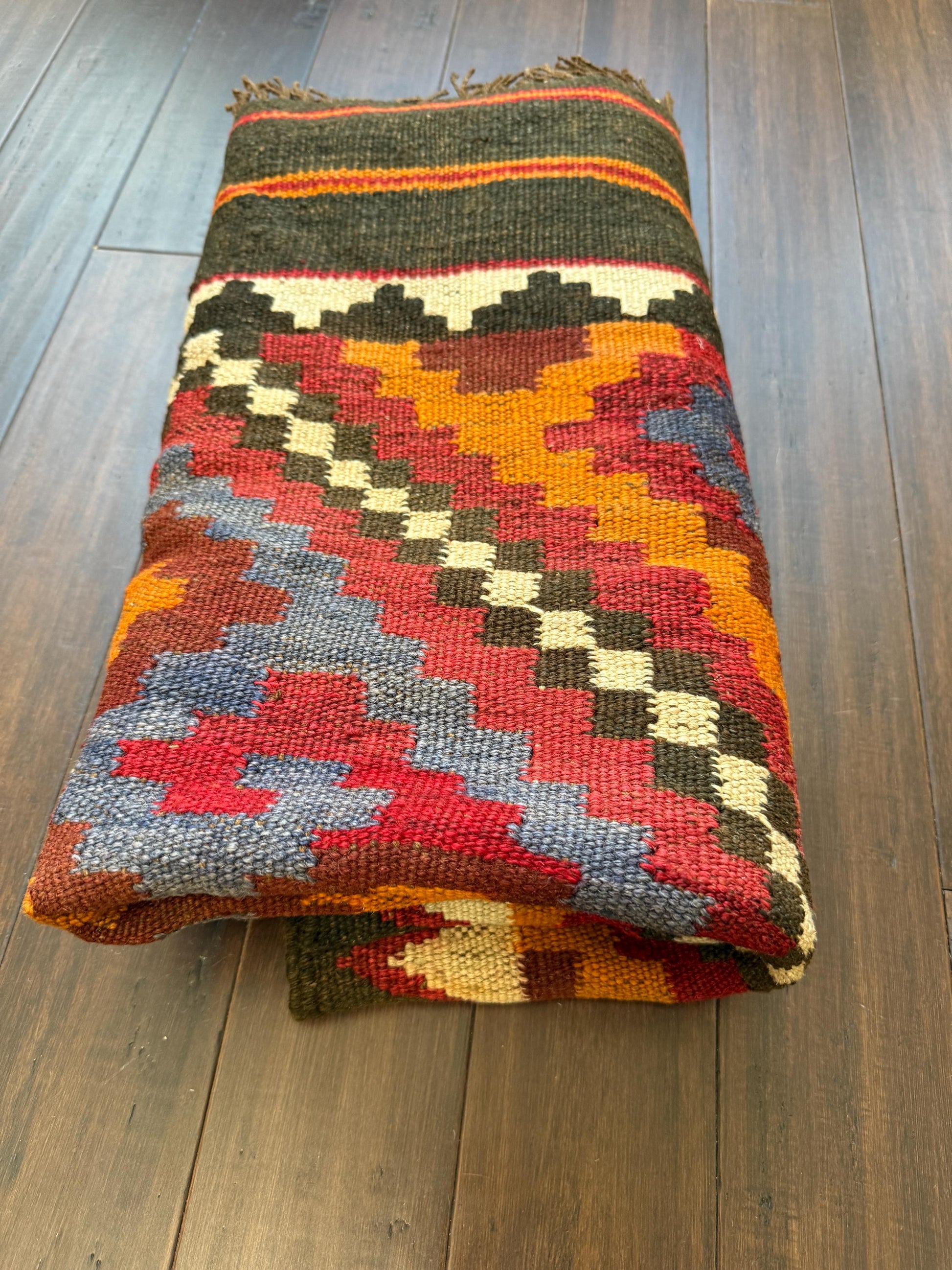 6x3 ft Vintage Maimana Kilim Rug: Hand-Knotted Wool Tribal Flatweave