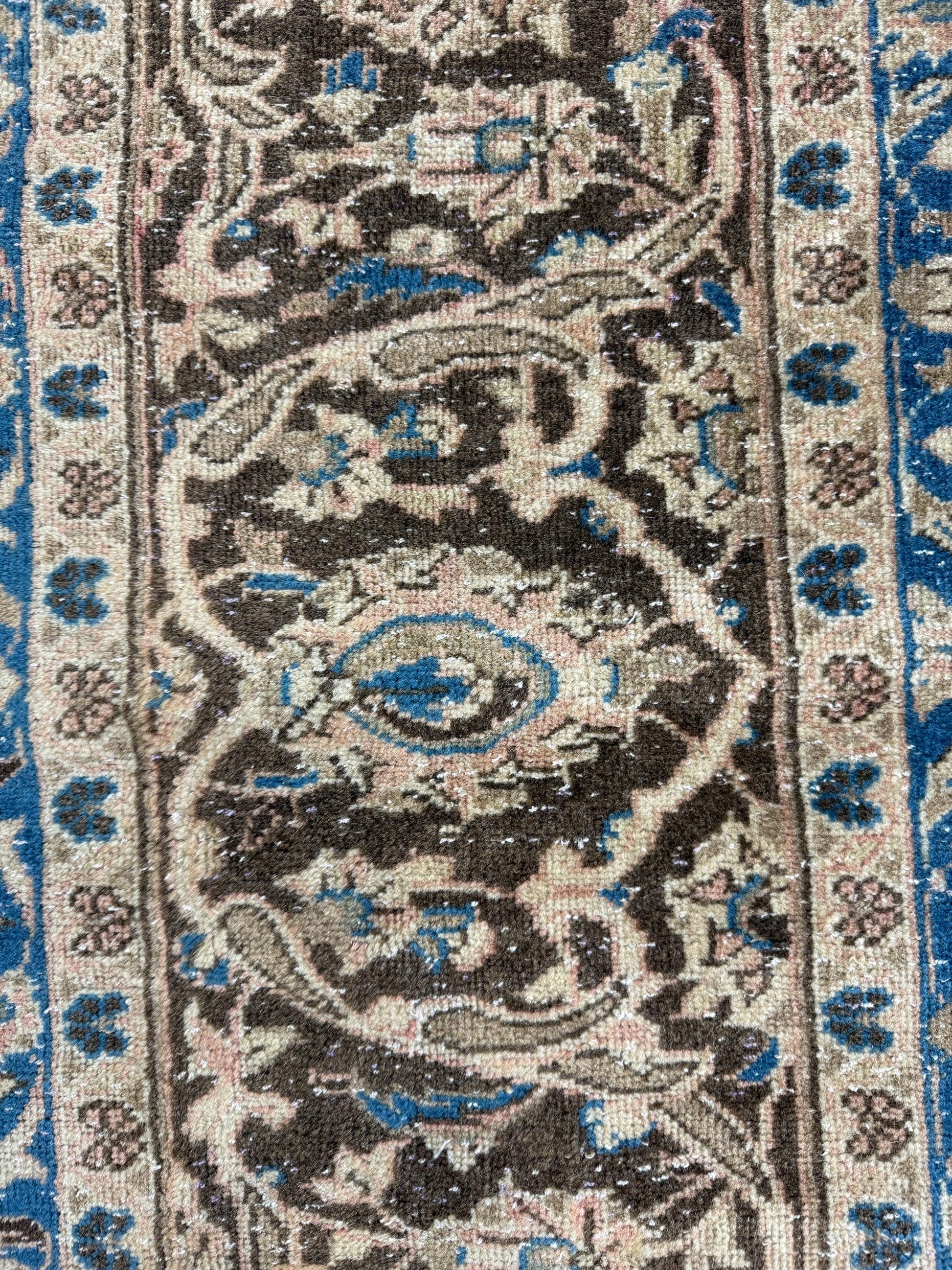 9x13 ft Vintage 1940s Tabriz Wool Rug: Hand Knotted Medallion Design
