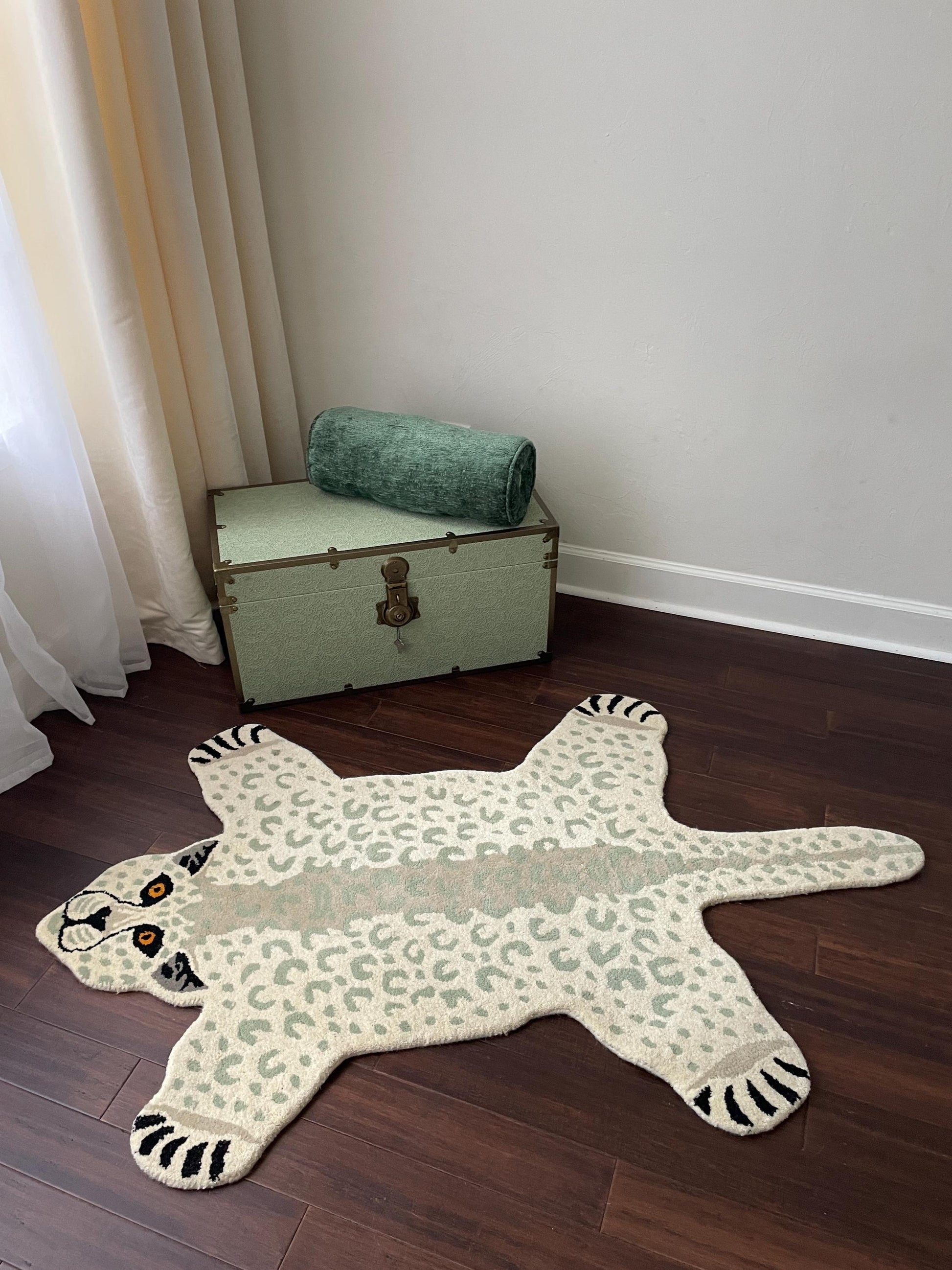 3x5 ft Handmade Wool Leopard Rug: Boho Safari Style