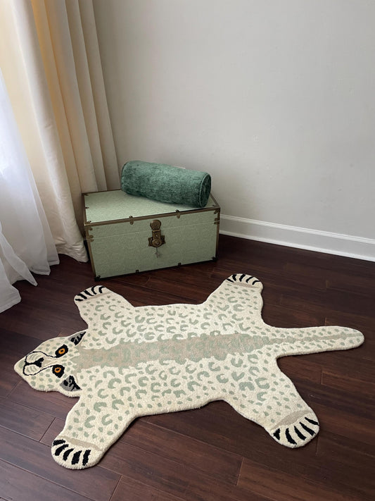 3x5 ft Handmade Wool Leopard Rug: Boho Safari Style