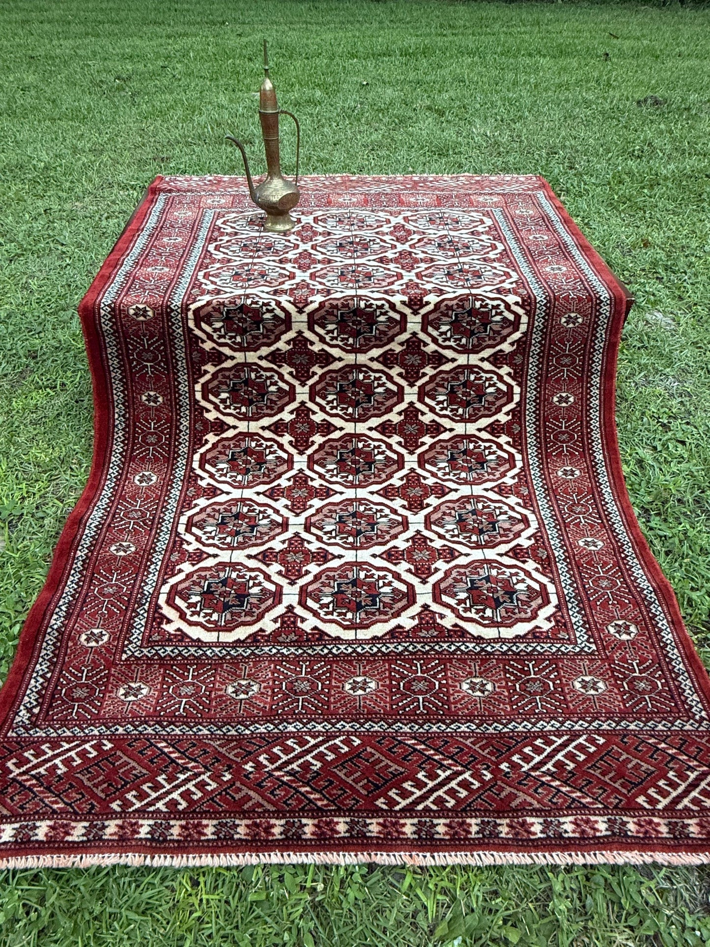 5x3 ft Hand-Knotted Vintage Sara Wool Rug, Tribal Design