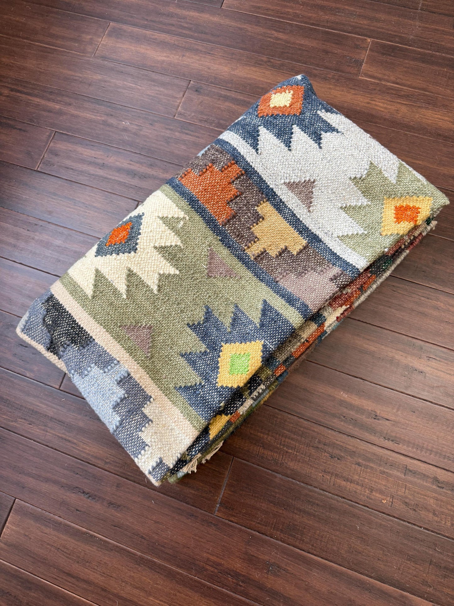 5x8 ft Anatolian Kilim Rug: Hand Knotted Modern Geometric Wool Carpet