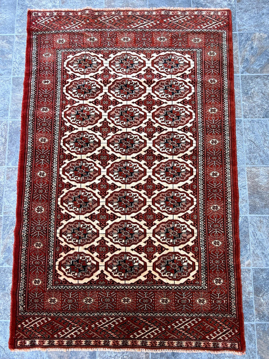 5x3 ft Hand-Knotted Vintage Sara Wool Rug, Tribal Design