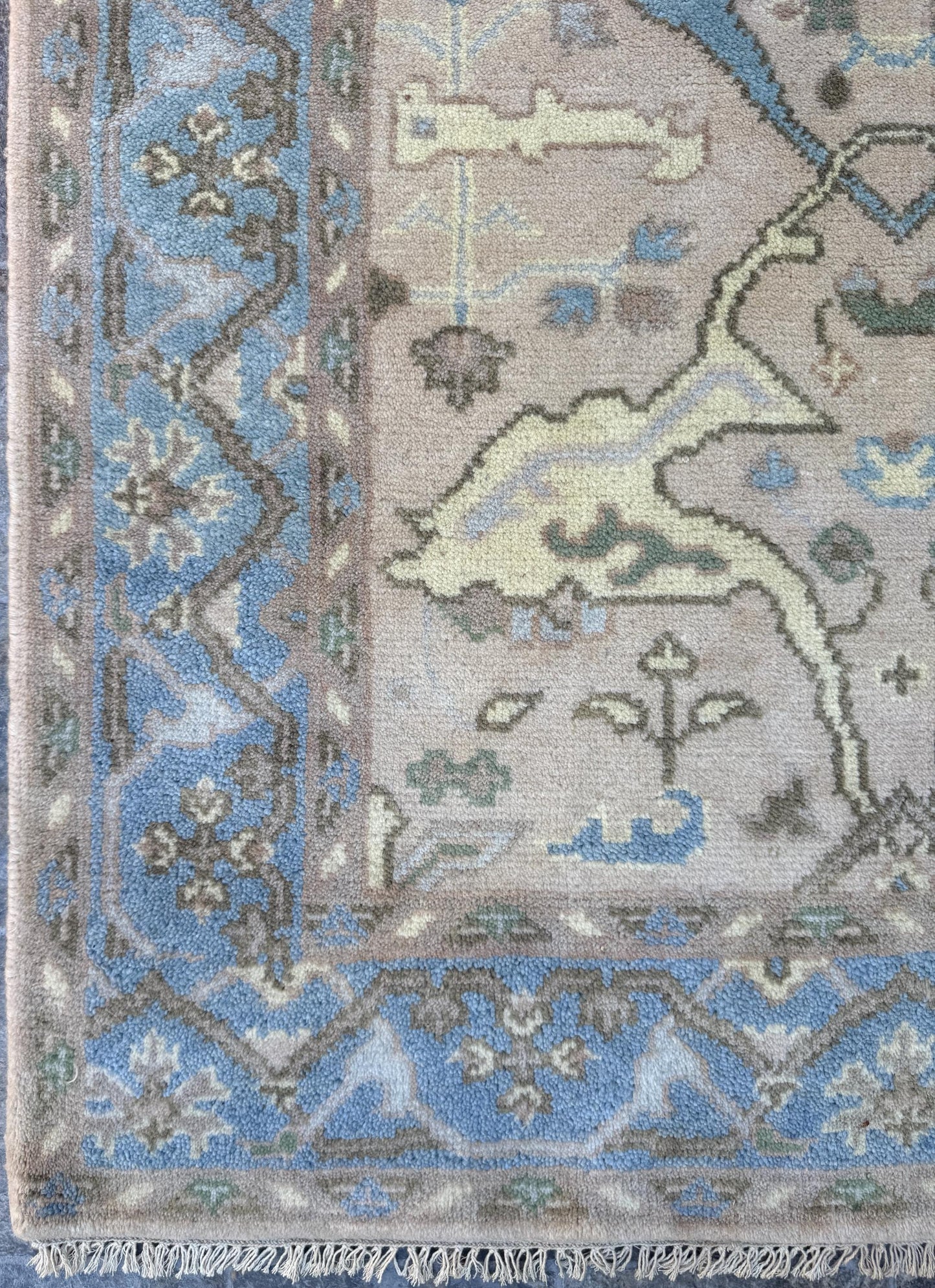 4x6 ft Anatolian Hand-Knotted Oushak Rug: Bohemian Wool Carpet