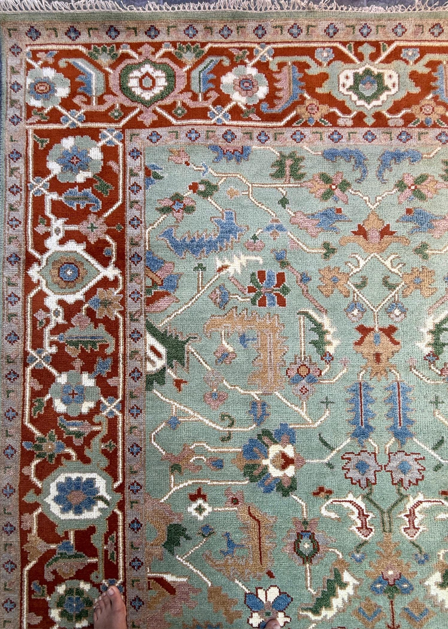 8x10 ft Hand-Knotted Heriz Wool Rug: Modern Geometric Carpet