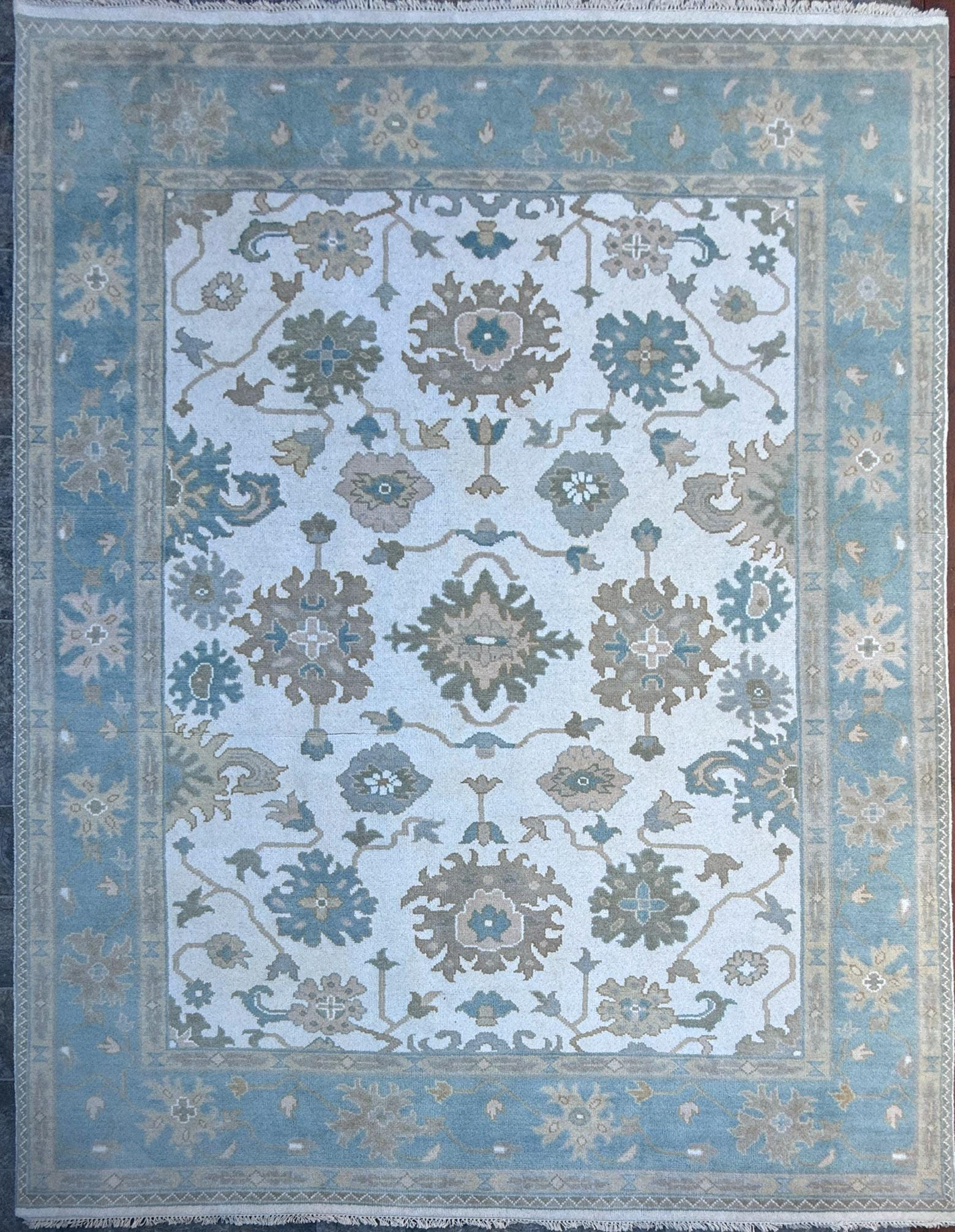 8x10 ft. Handmade Oushak Wool Rug: Modern Bohemian Carpet