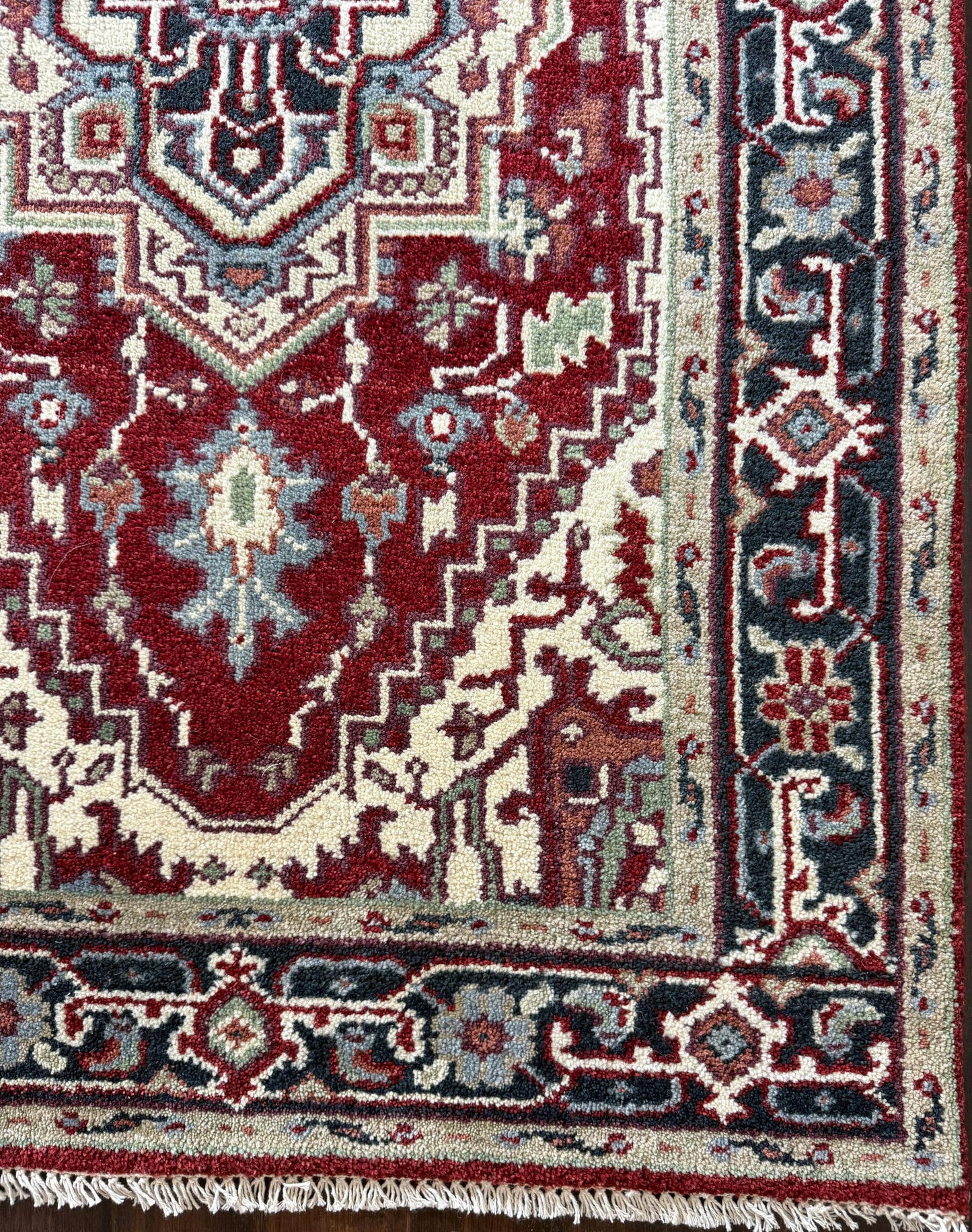 3x5 ft Hand Knotted Heriz Wool Rug: Modern Anatolian Carpet