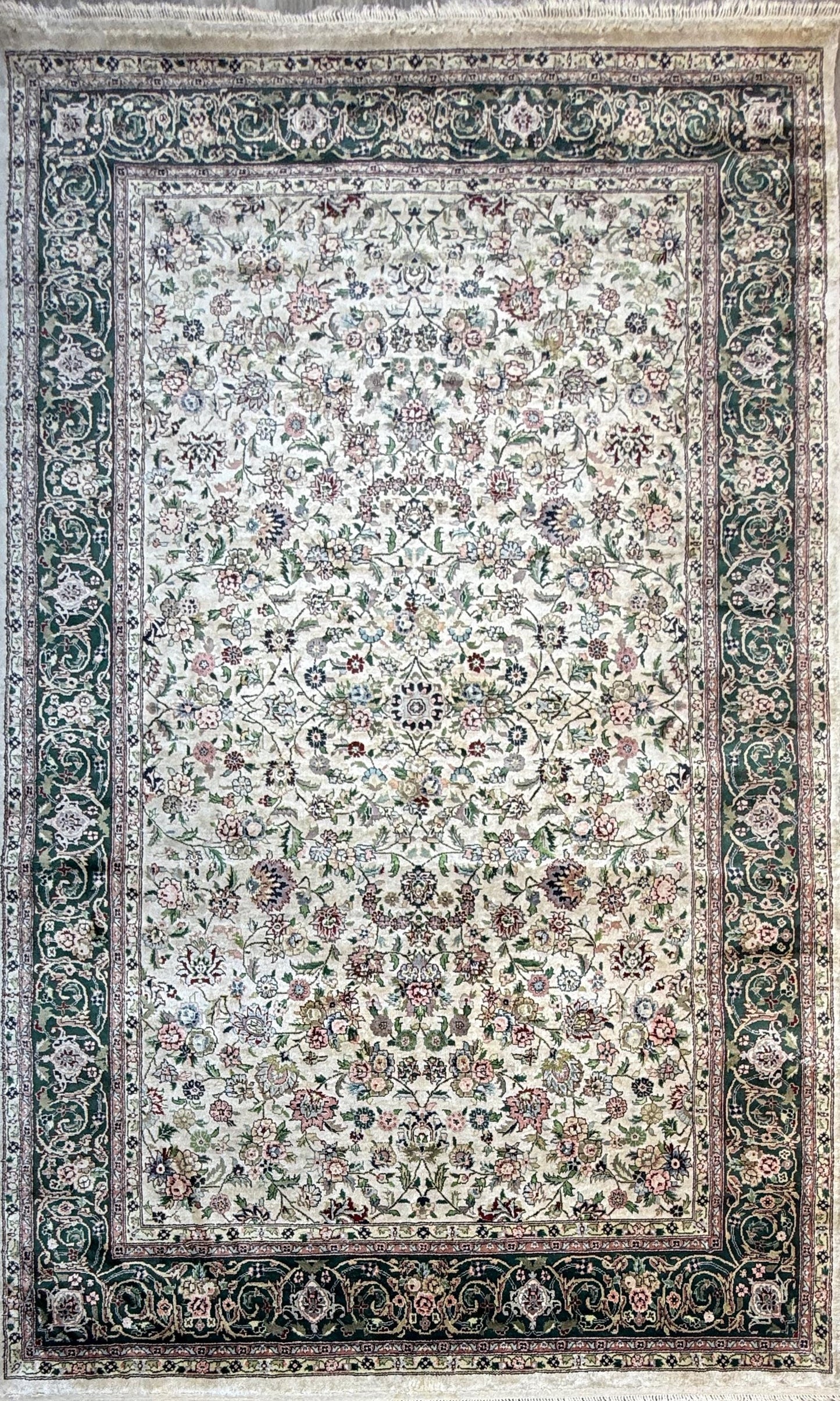 9x6 ft Vintage 1970s Tabriz Rug: Hand-Knotted Silk & Wool Oriental Carpet