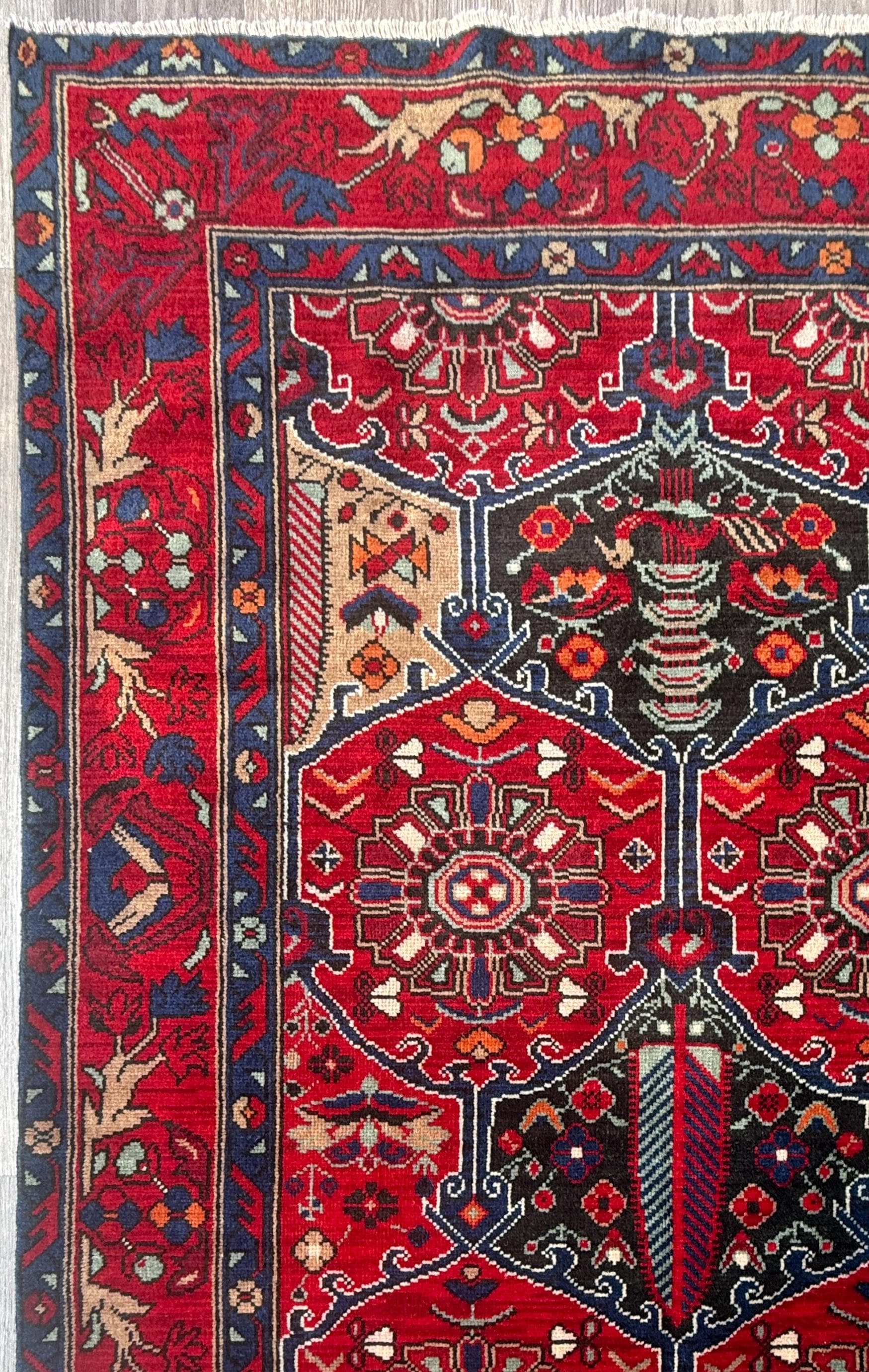 7x4 ft Vintage Hand-Knotted Hamidoun Rug: Bohemian Wool & Acrylic Carpet