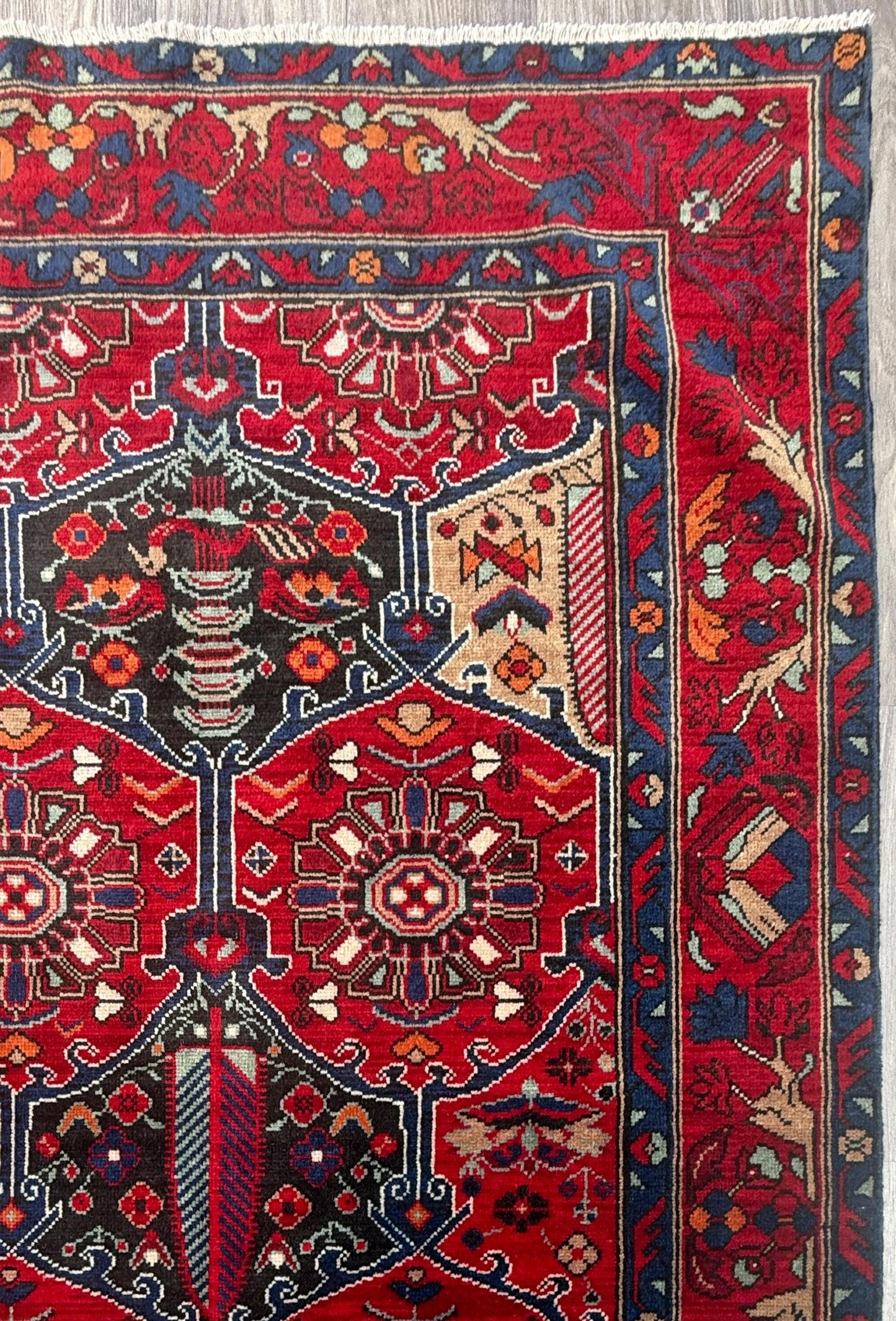 7x4 ft Vintage Hand-Knotted Hamidoun Rug: Bohemian Wool & Acrylic Carpet
