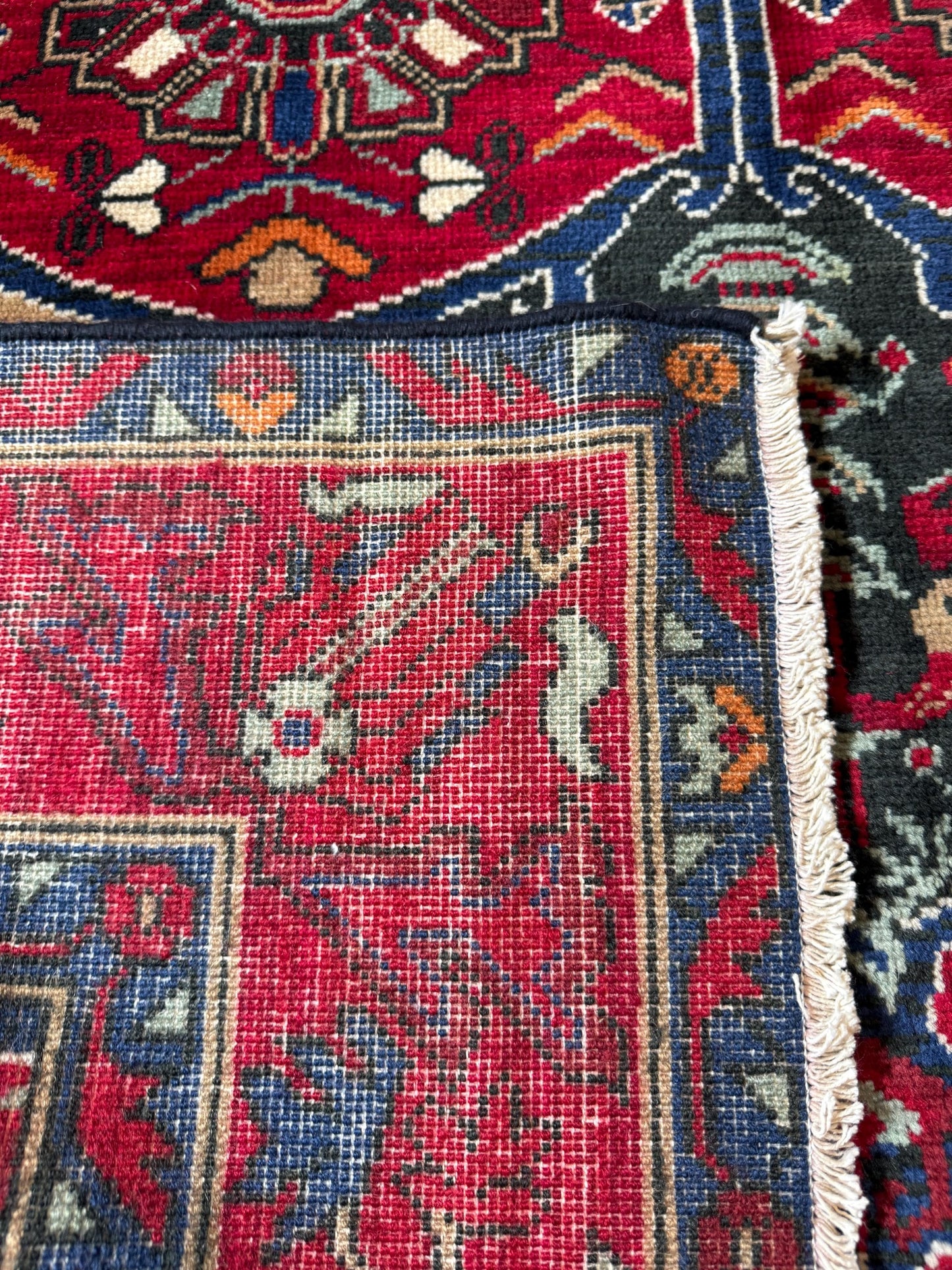 7x4 ft Vintage Hand-Knotted Hamidoun Rug: Bohemian Wool & Acrylic Carpet