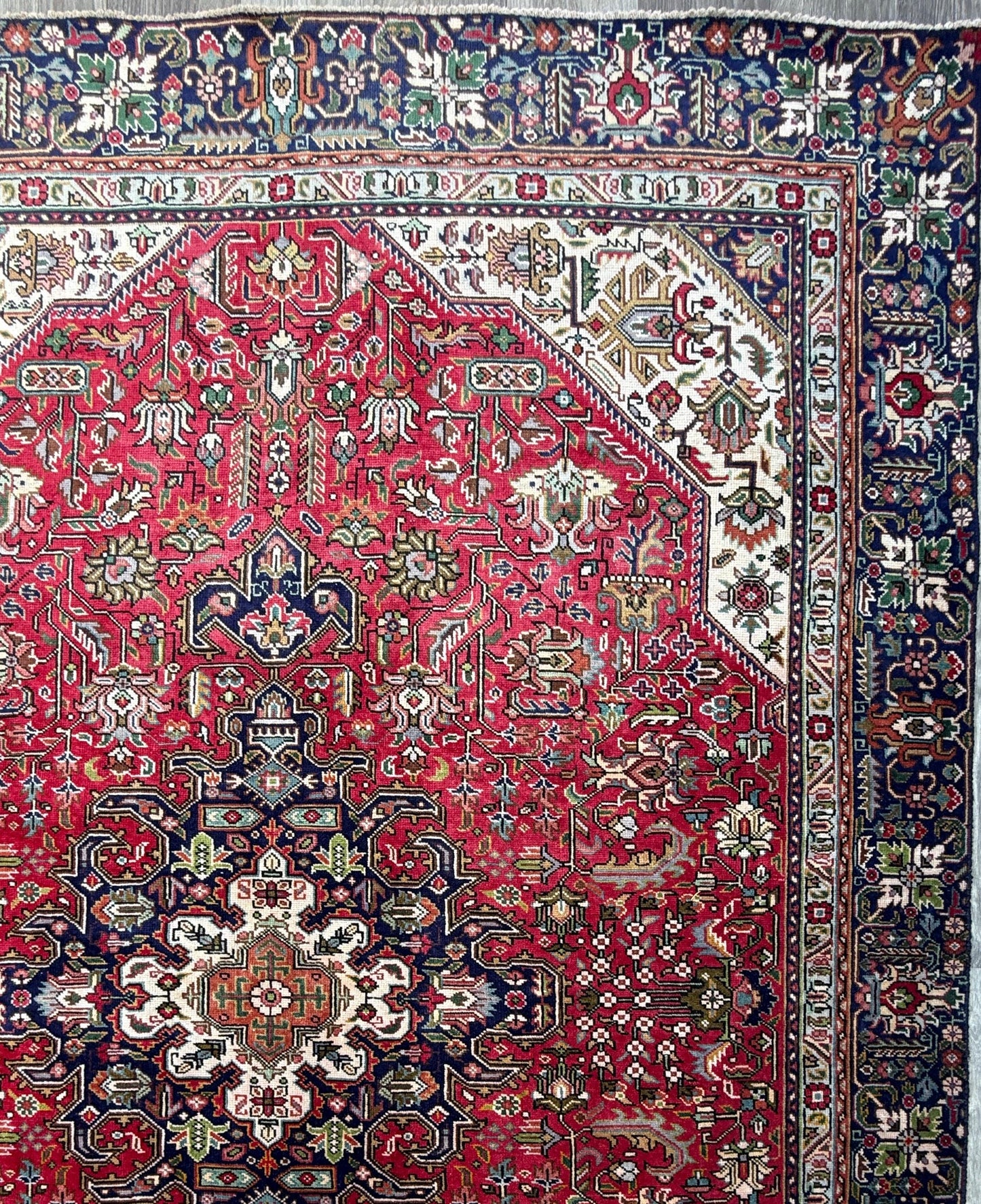 6x8 ft Hand-Knotted Heriz 1940s Vintage Rug, Anatolian Wool Tribal Carpet