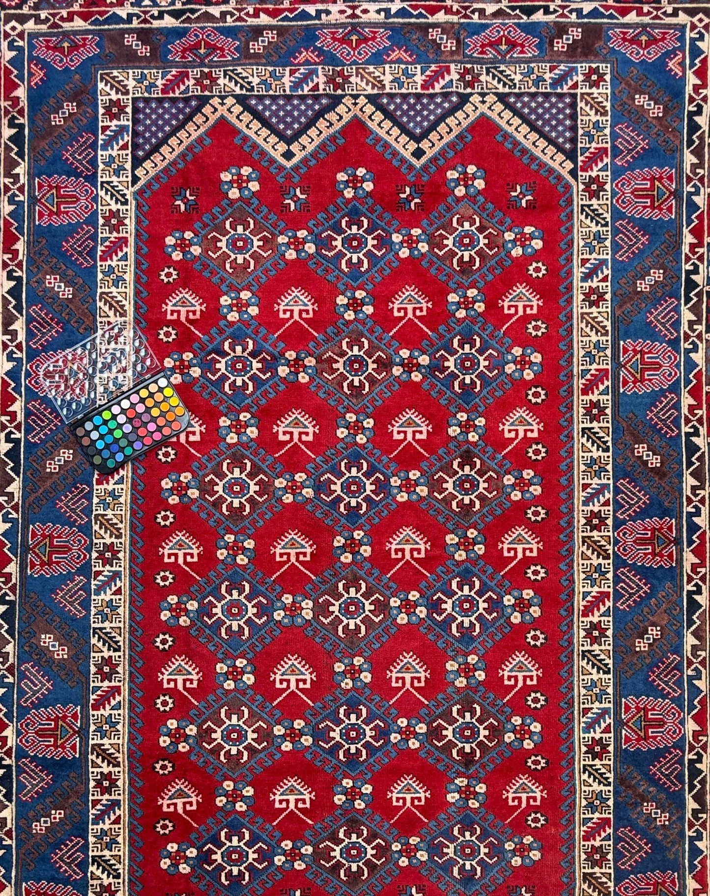 10x7 ft 1940s Hand-Knotted Caucasian Geometric Wool Rug: Vintage Tribal Design