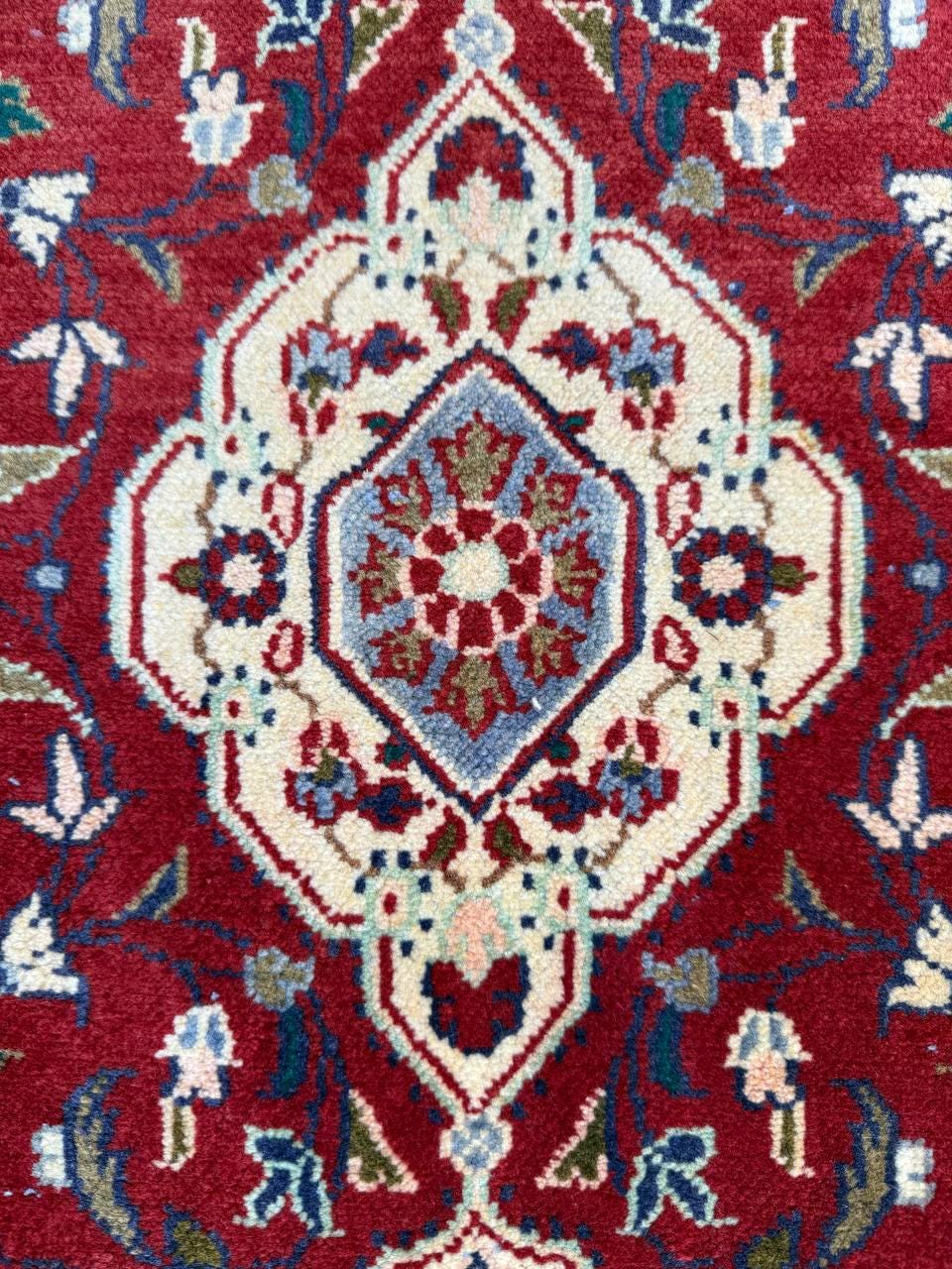 2.4x3.2 ft Vintage Farmhouse Rug: Hand-Knotted Wool Anatolian Accent