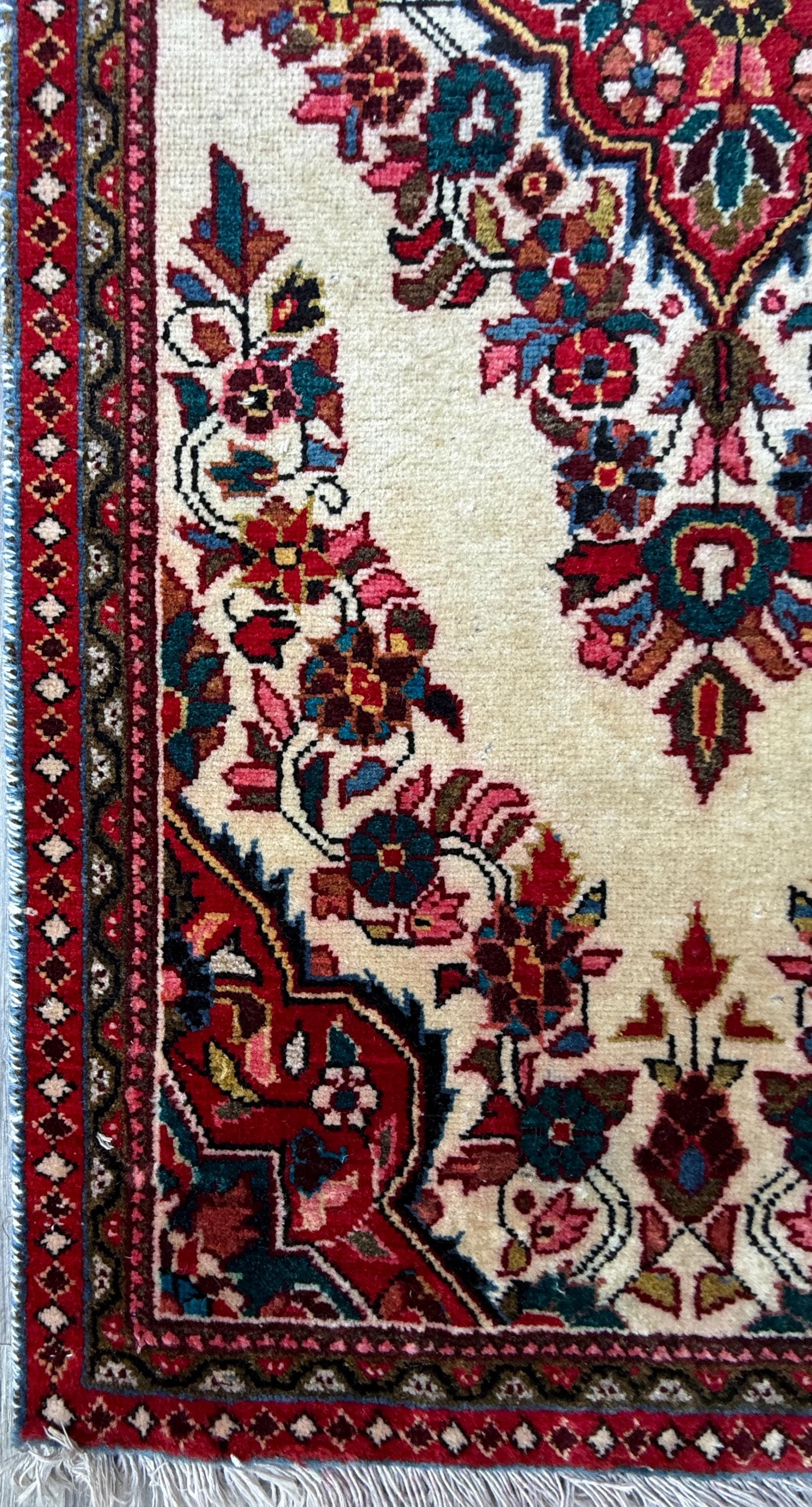 4x2 ft Vintage 1980s Saroukh Wool Rug: Hand-Knotted Oriental Carpet