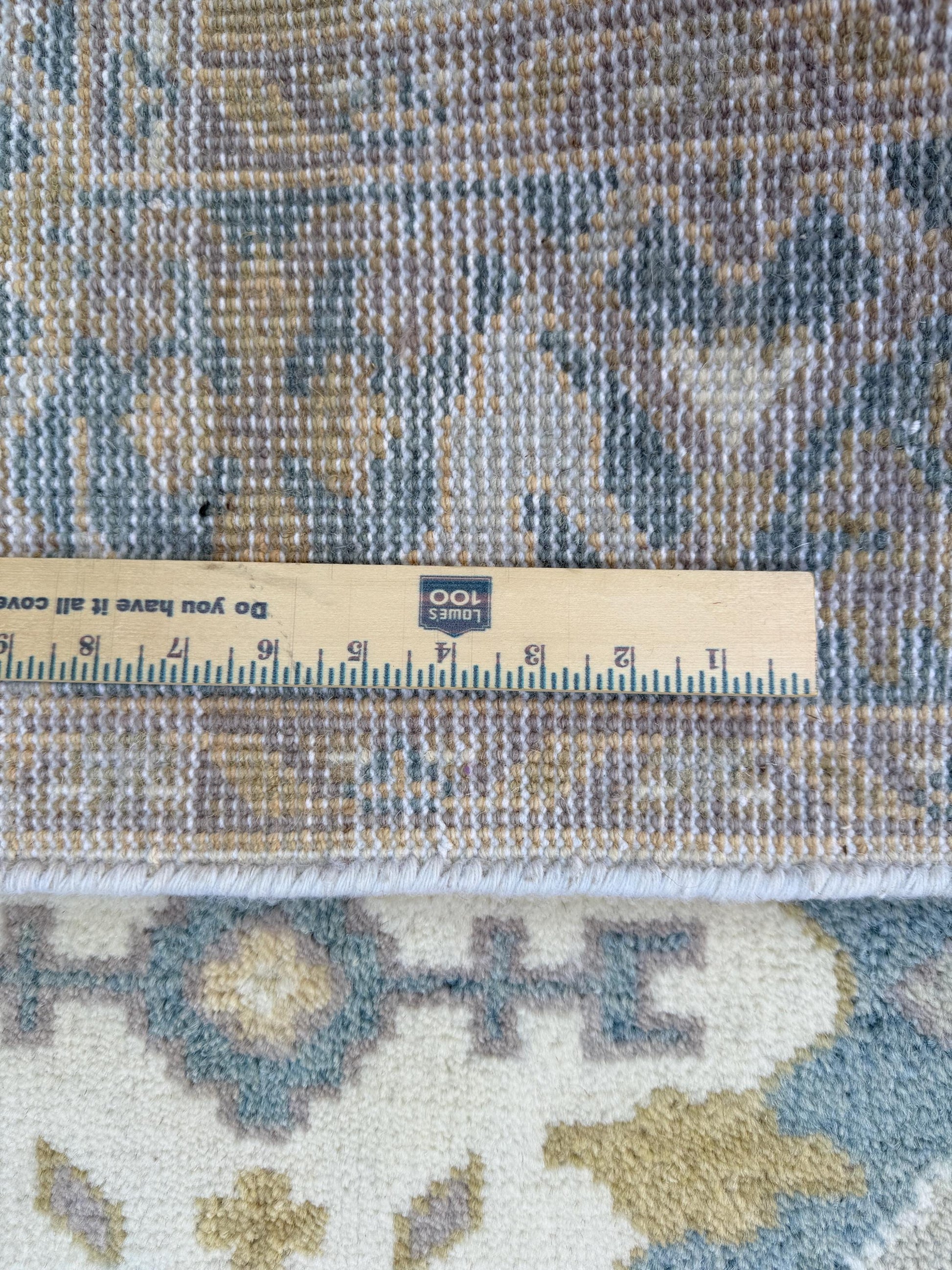 4x6 ft Hand-knotted Oushak Turkish Rug: Modern-Style Wool Carpet