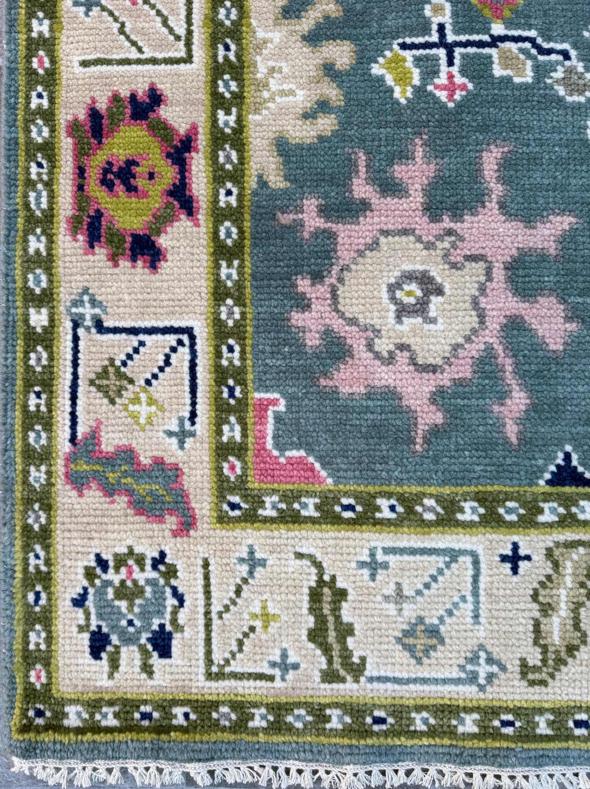 4x6.3 ft Hand-Knotted Wool Oushak Rug: Modern Bohemian Carpet