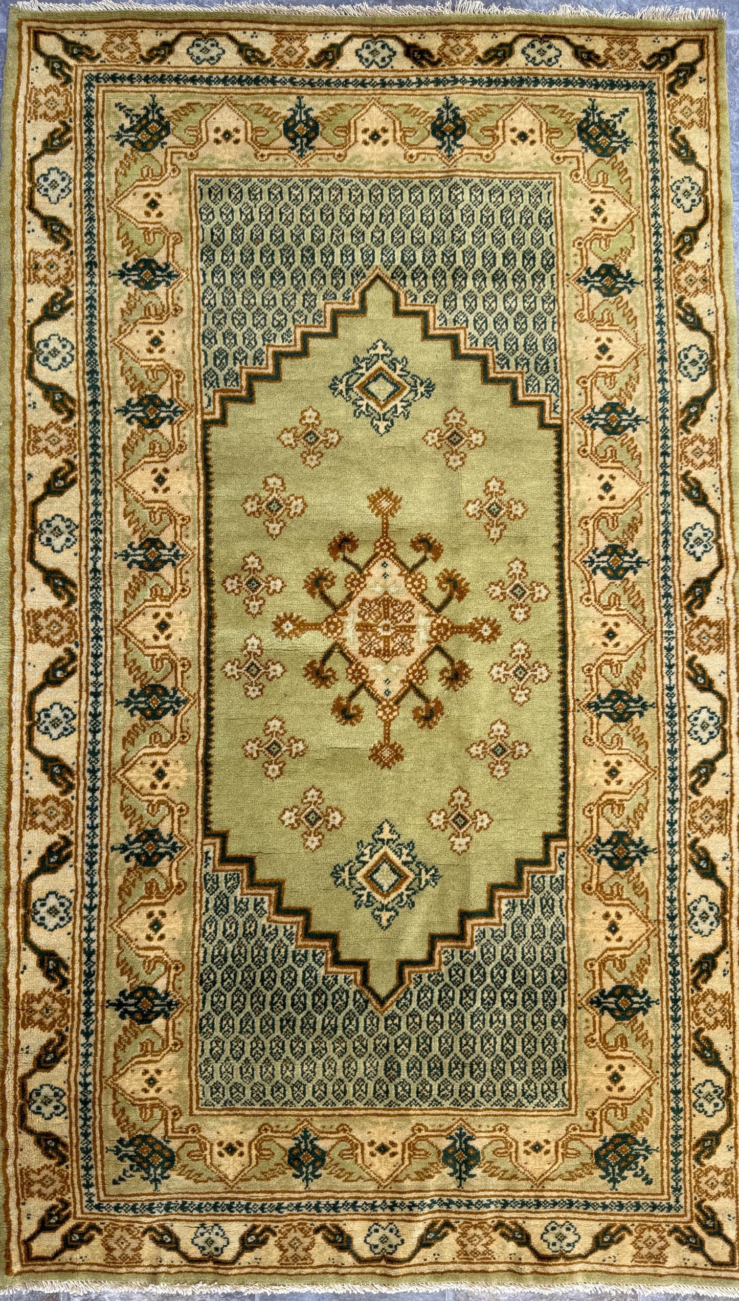 5x3 ft Vintage 1960s Hamadan Wool Rug: Hand-Knotted Bohemian Accent