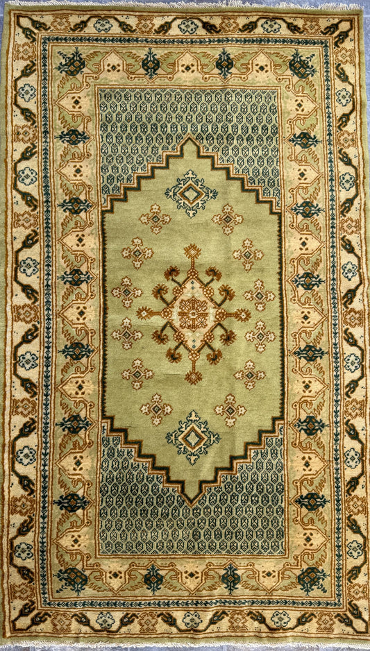 5x3 ft Vintage 1960s Hamadan Wool Rug: Hand-Knotted Bohemian Accent