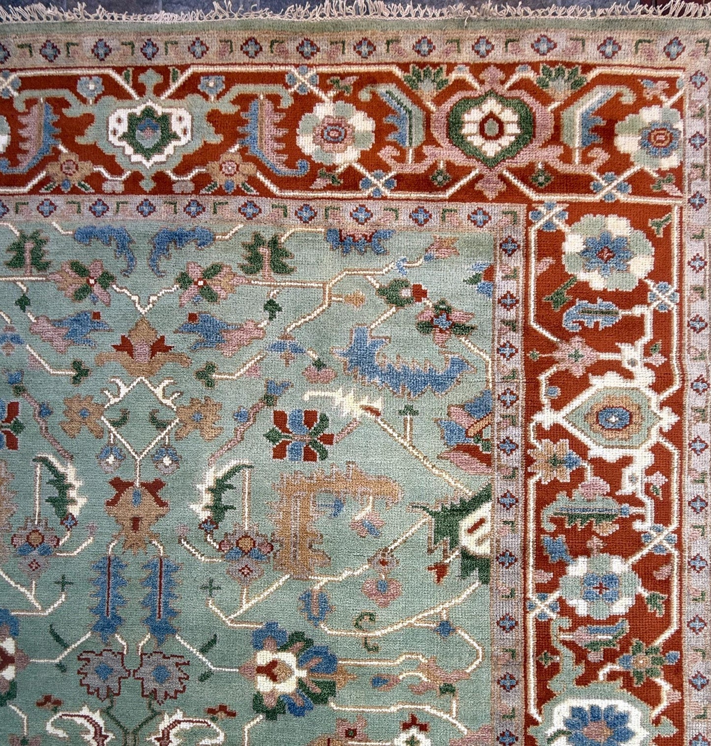 8x10 ft Hand-Knotted Heriz Wool Rug: Modern Geometric Carpet