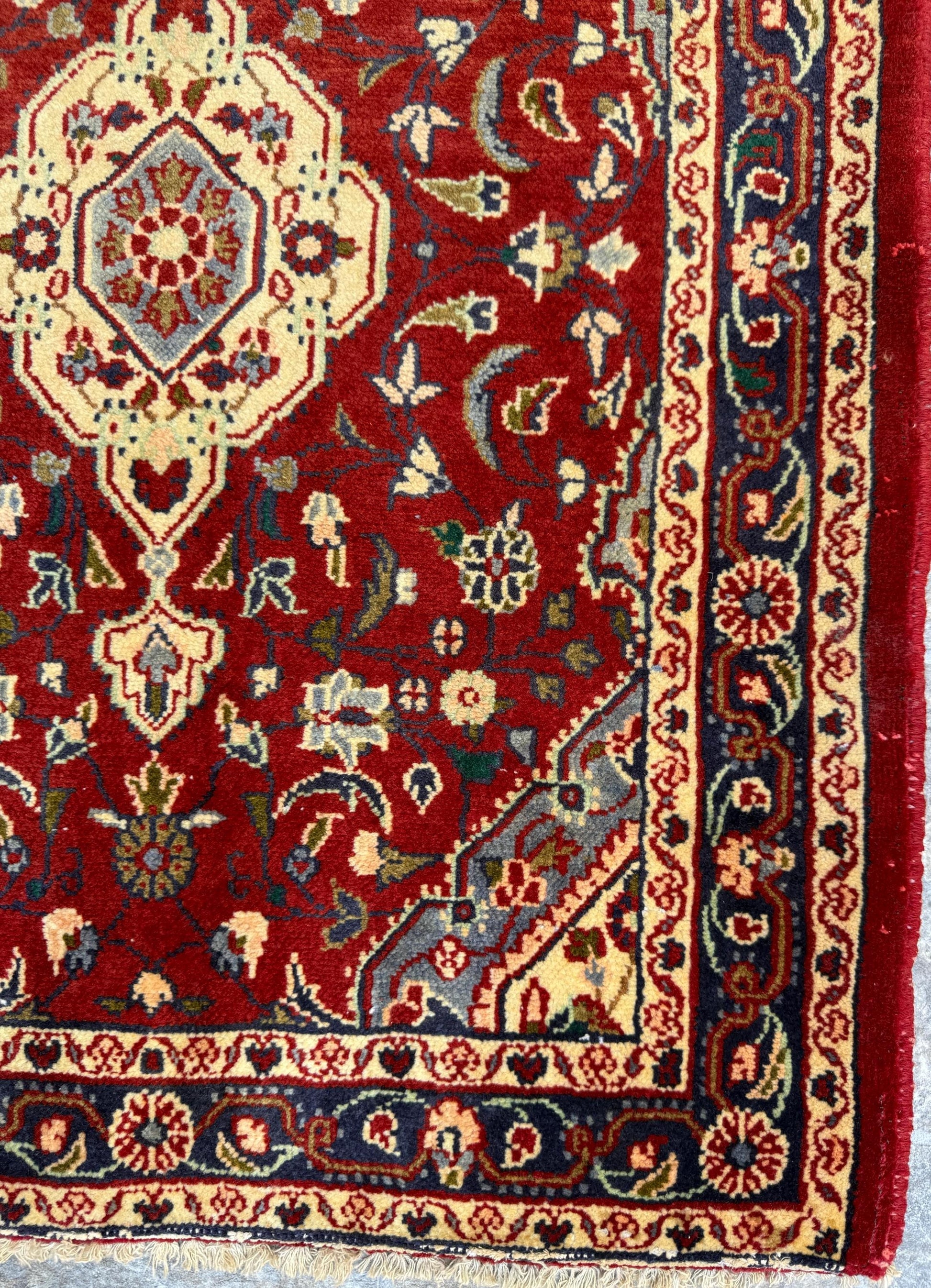 2.4x3.2 ft Vintage Farmhouse Rug: Hand-Knotted Wool Anatolian Accent