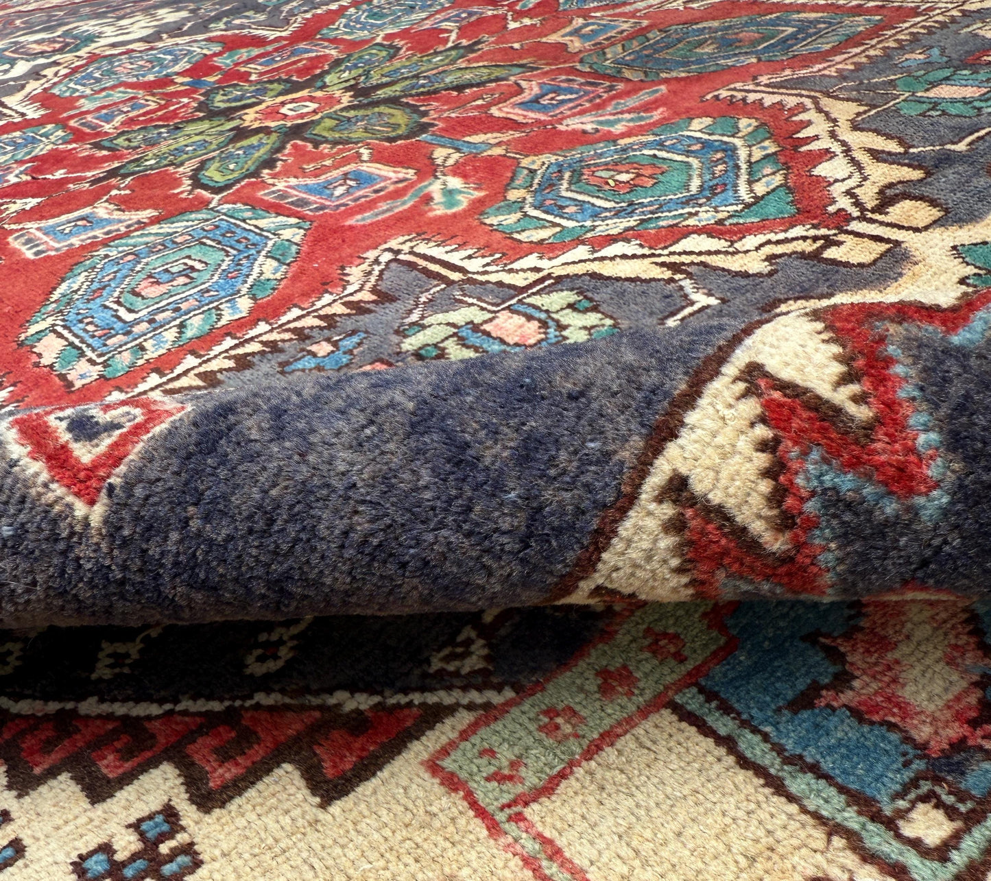 10x7 ft Vintage Heriz Wool Rug: Hand-Knotted Tribal Carpet