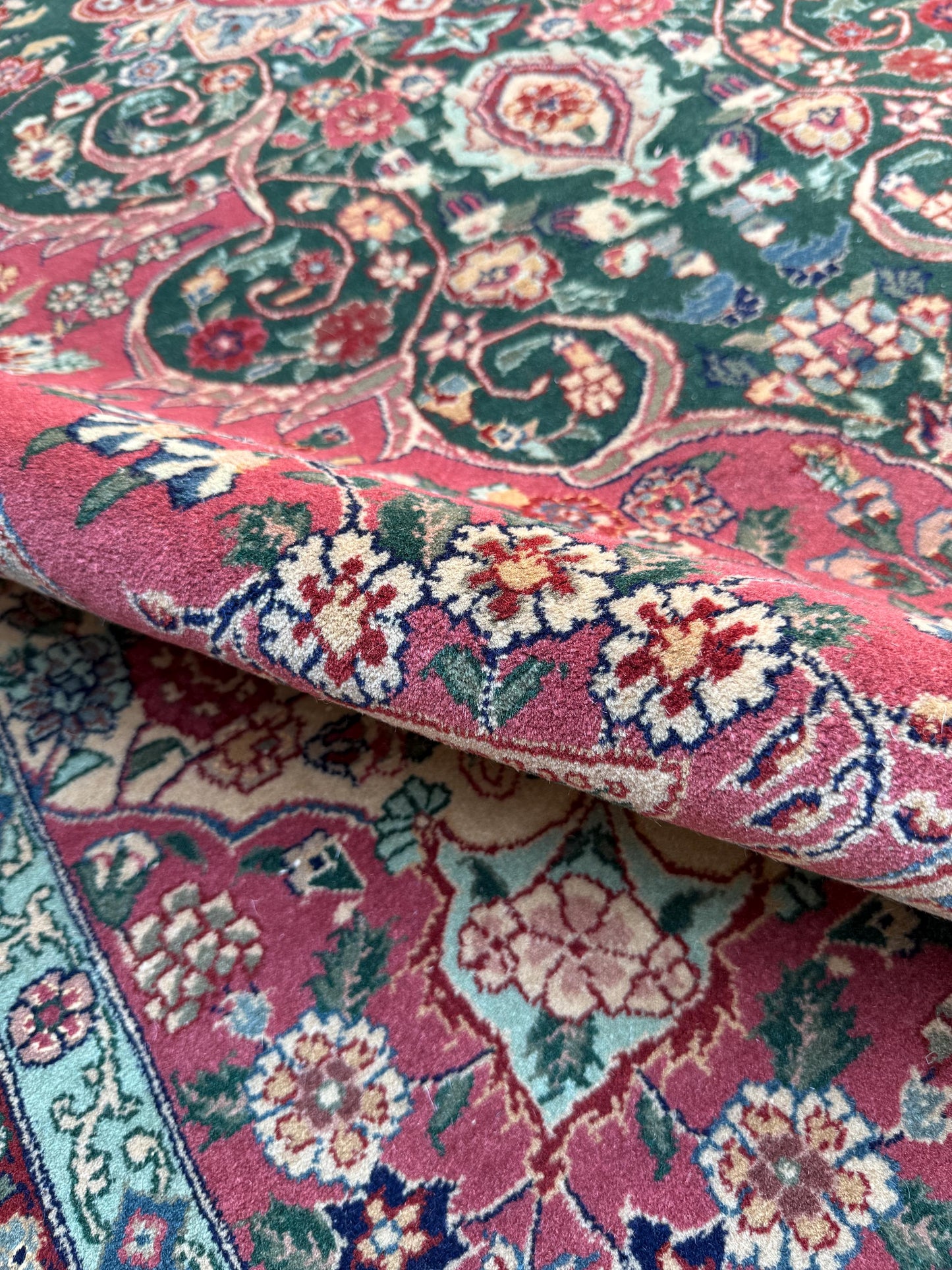 9x6 ft Vintage 1970s Tabriz Rug: Hand-Knotted Silk & Wool Oriental Carpet