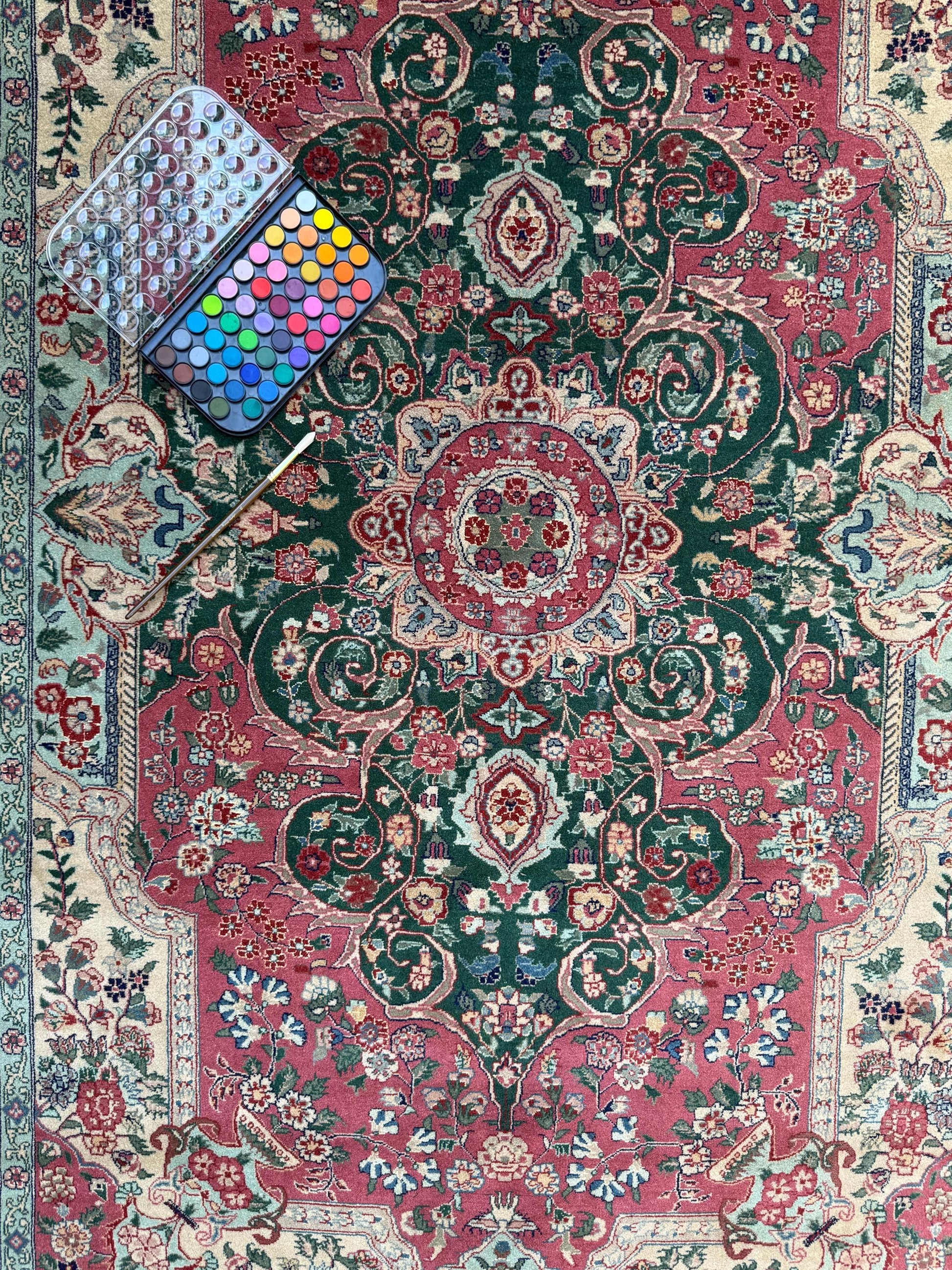 9x6 ft Vintage 1970s Tabriz Rug: Hand-Knotted Silk & Wool Oriental Carpet