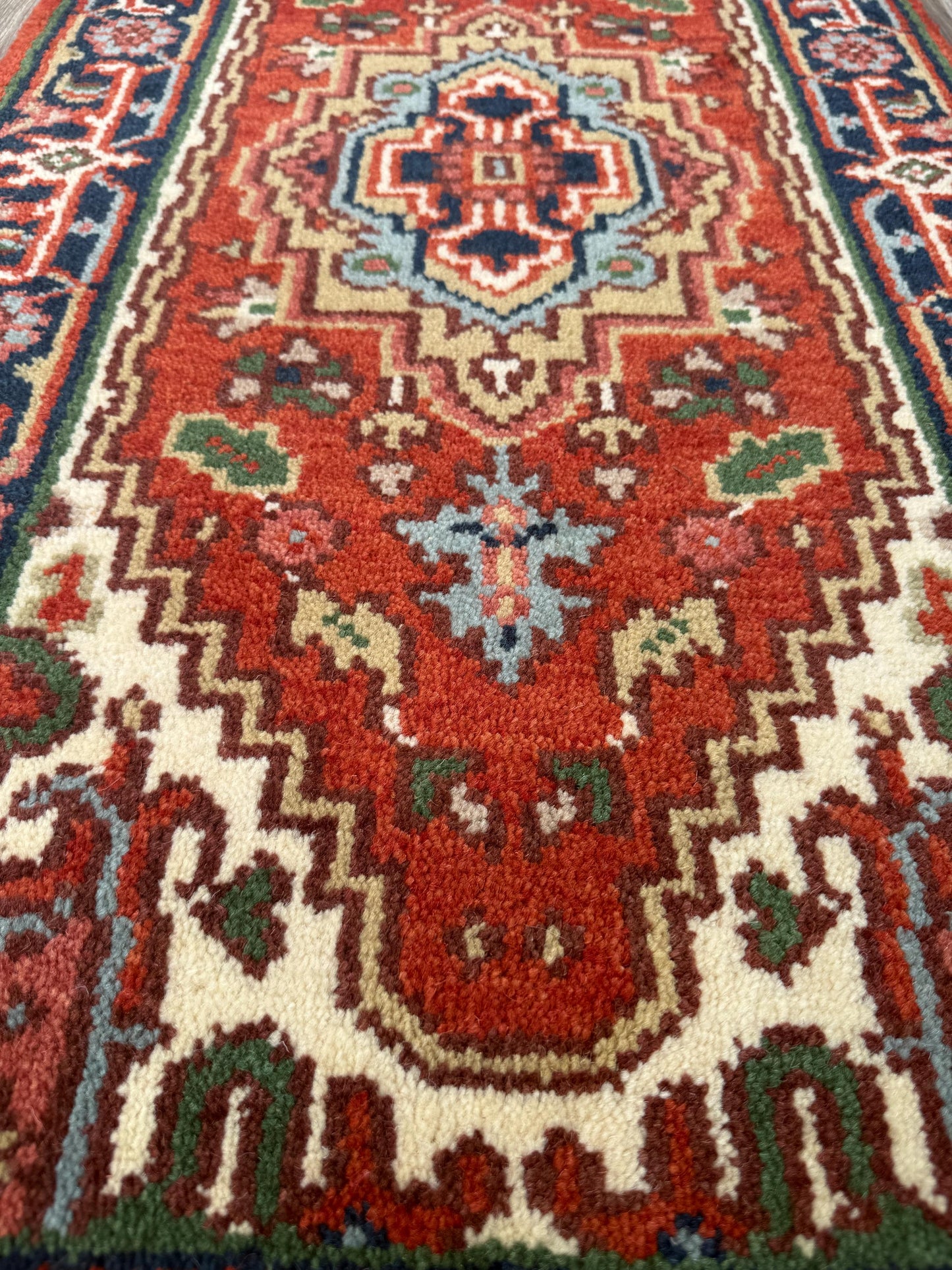 2x4 ft. Hand Knotted Heriz Wool Rug: Geometric Kilim