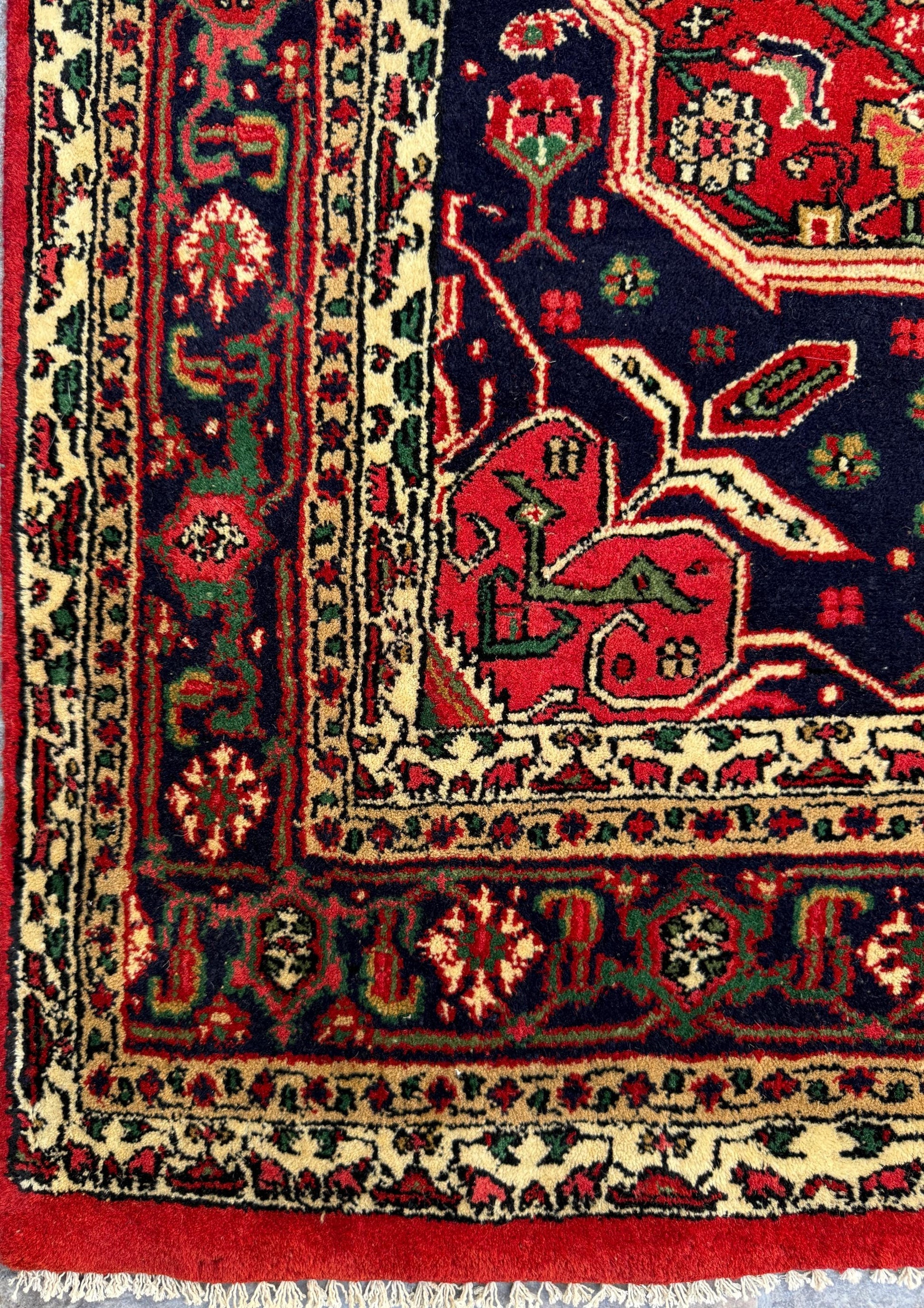8x5 ft Vintage Bijar Tribal Wool Rug: 1950s Hand-Knotted Oriental Carpet