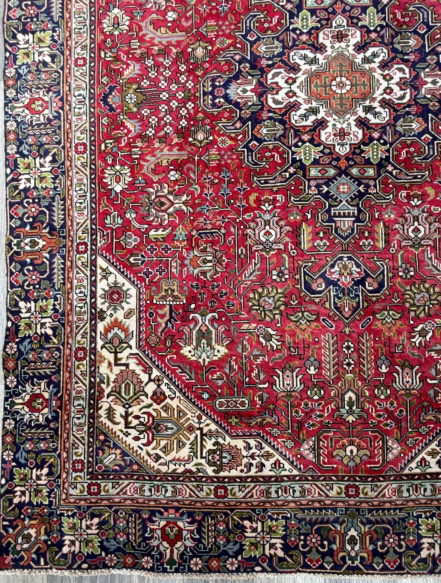 6x8 ft Hand-Knotted Heriz 1940s Vintage Rug, Anatolian Wool Tribal Carpet