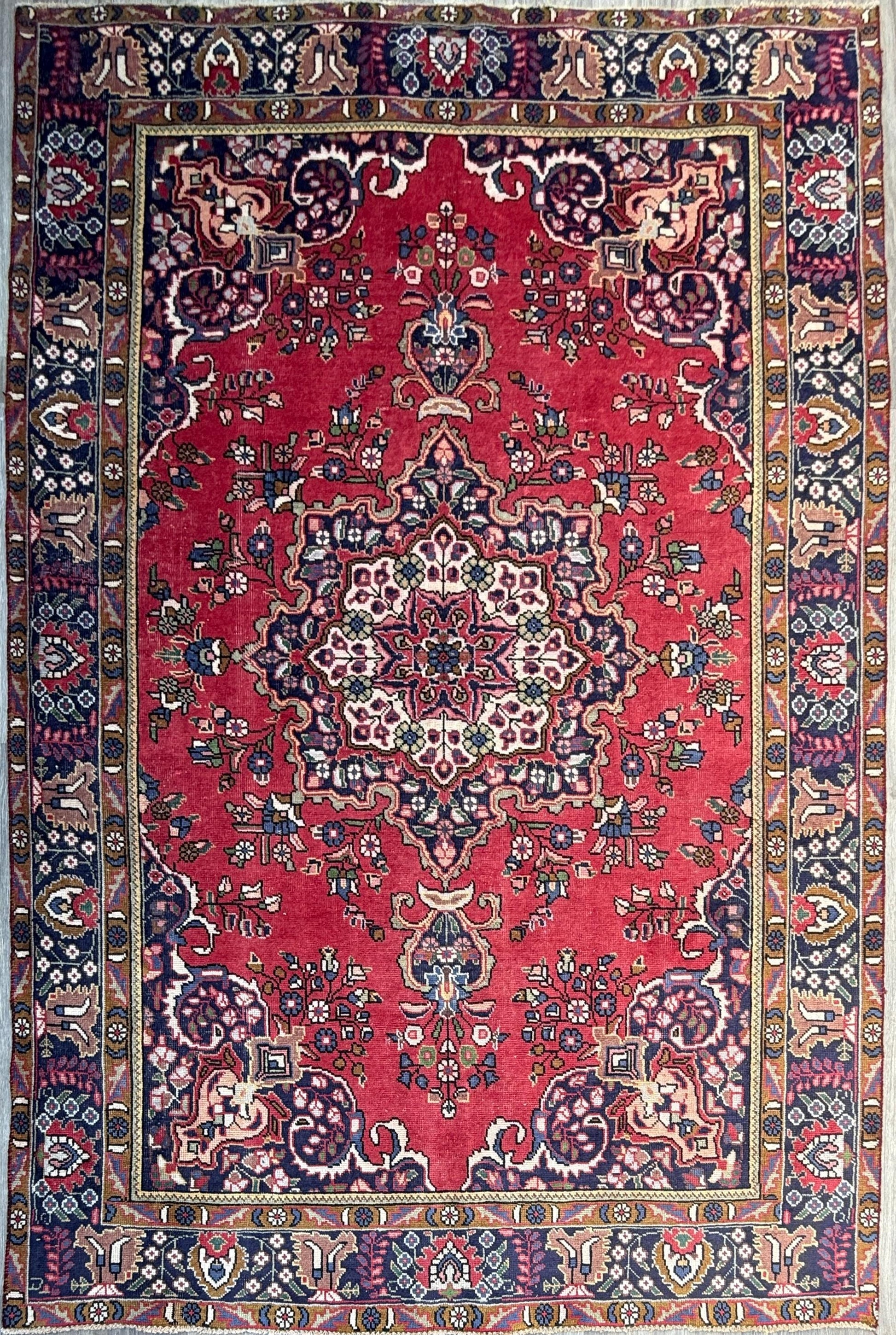 6x9 ft Vintage 1930s Adana Tribal Rug: Hand-Knotted Wool Carpet
