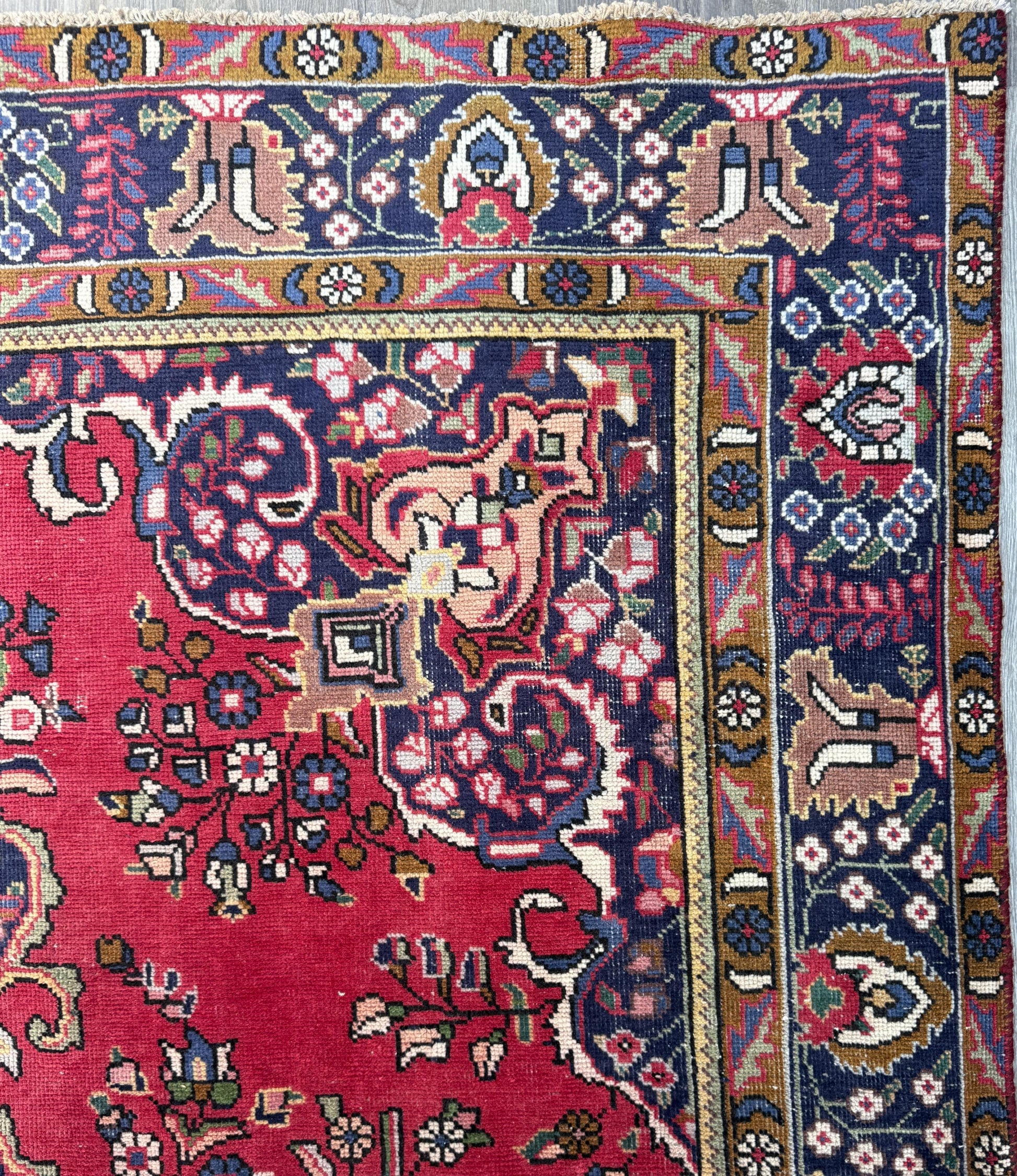 6x9 ft Vintage 1930s Adana Tribal Rug: Hand-Knotted Wool Carpet