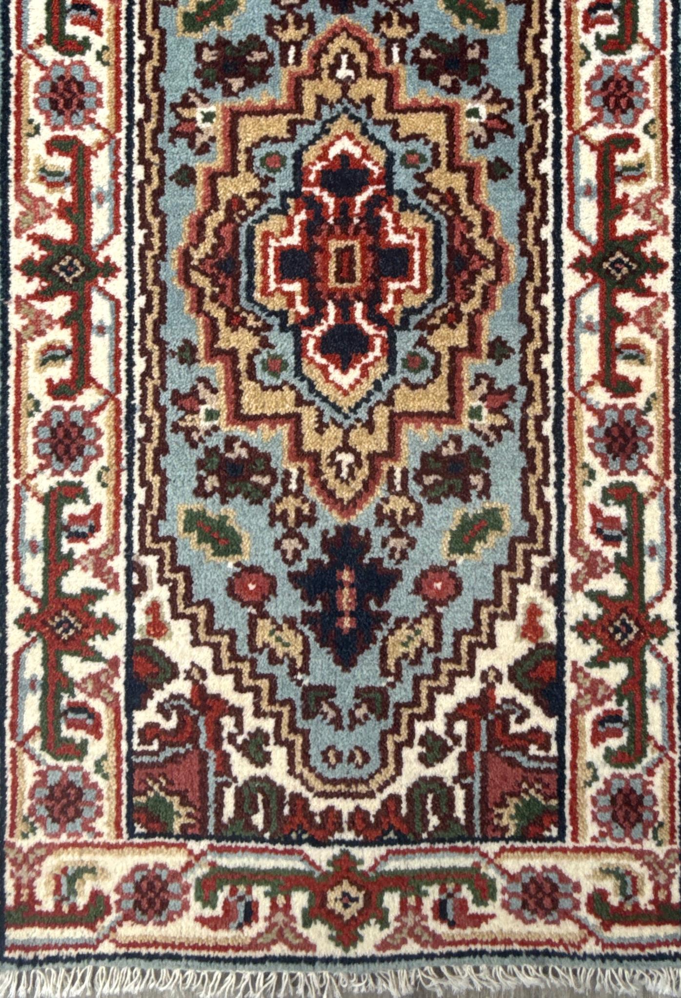 2x4 ft. Hand-Knotted Turkish Serapi Heriz Wool Rug: Vibrant Accent Carpet
