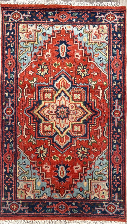 3x5 ft Handmade Wool Heriz Rug: Vibrant Modern Oriental Style