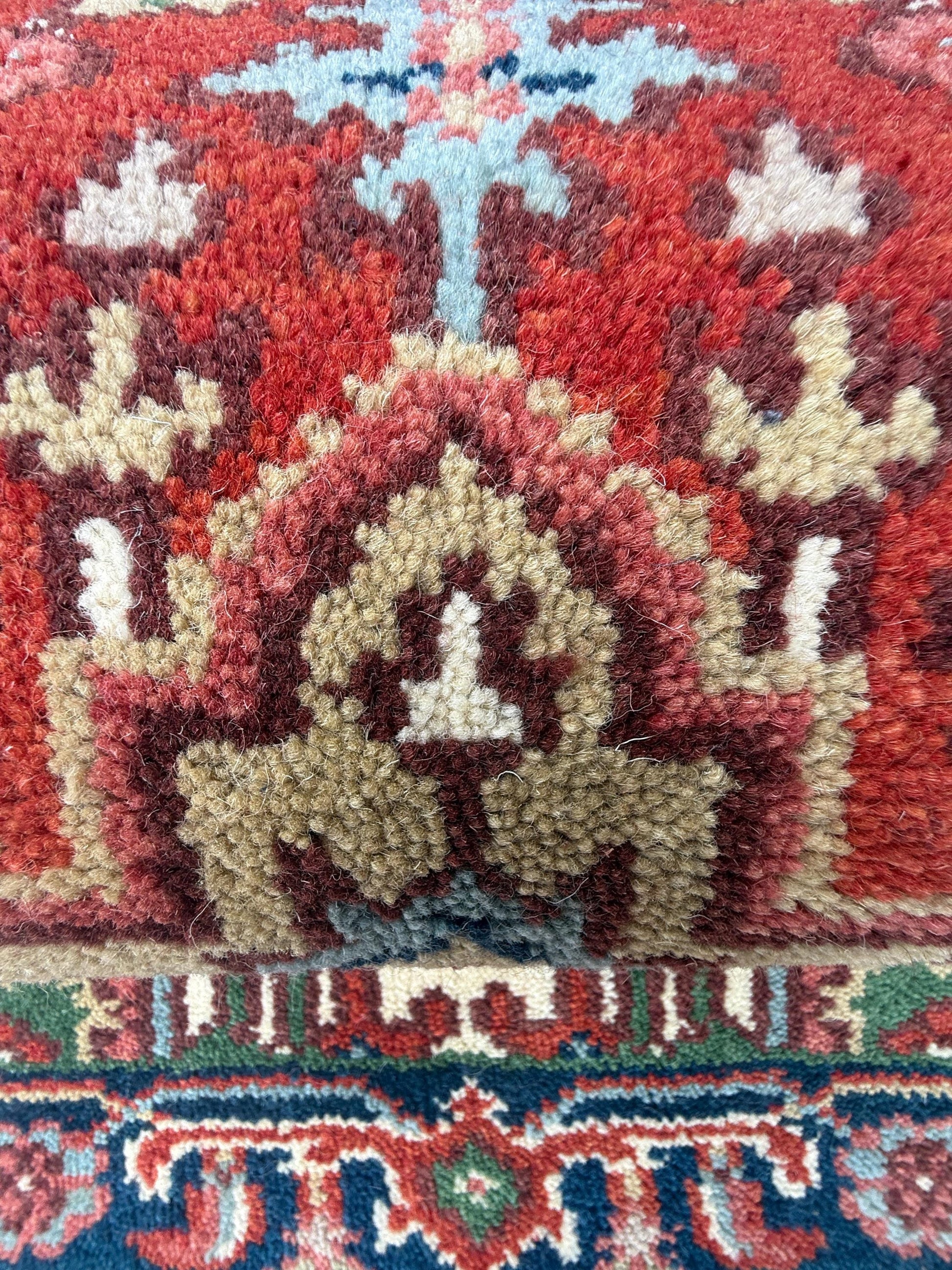 2x4 ft. Hand Knotted Heriz Wool Rug: Geometric Kilim