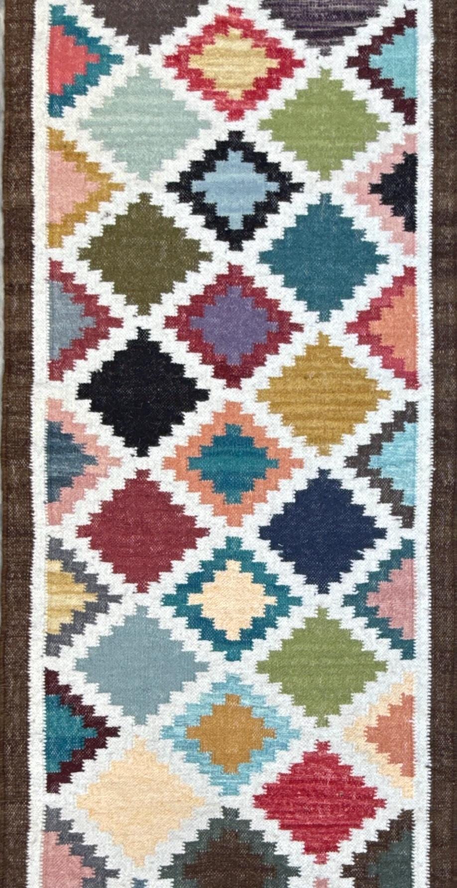 2.6x8 ft Oushak Runner Rug: Handwoven Wool Kilim, Geometric Farmhouse Style