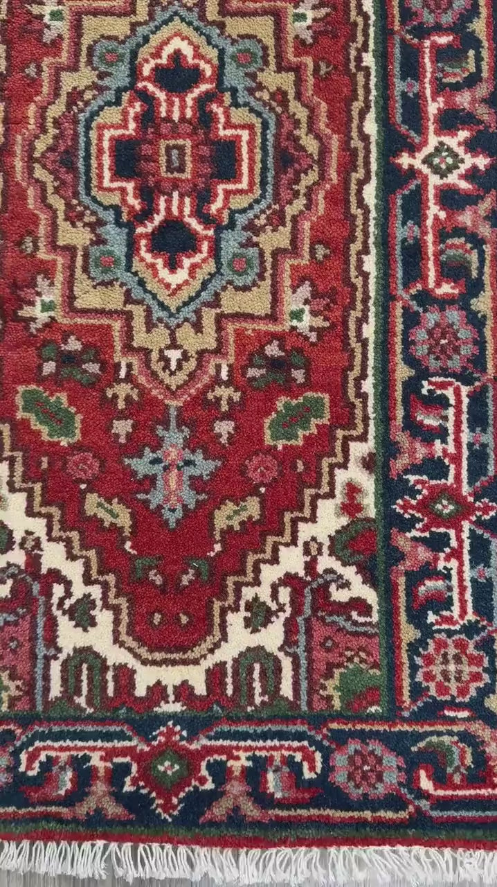 2x4 ft. Turkish Hand Knotted Heriz Wool Rug: Geometric Carpet