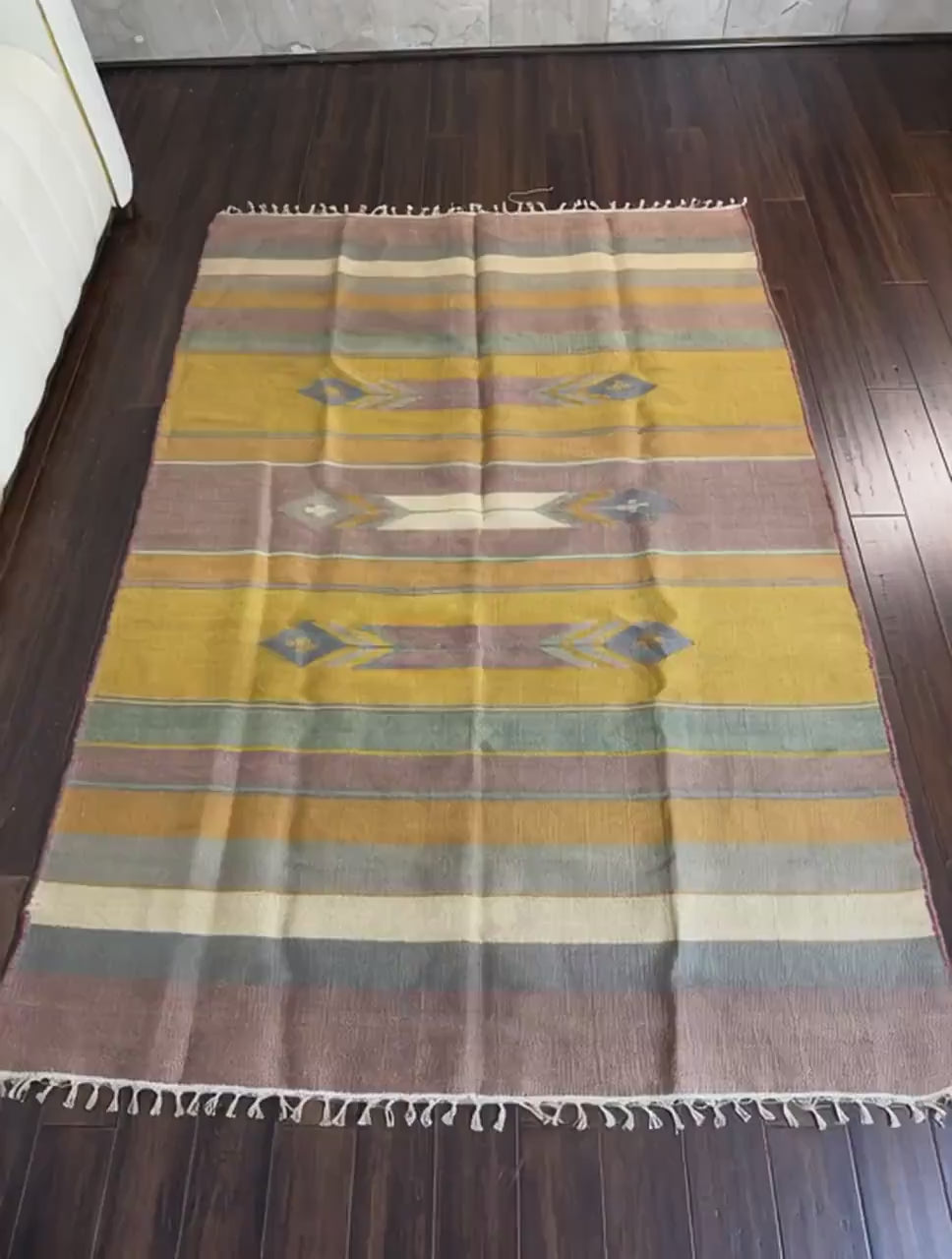 6x4 ft Vintage Navajo Kilim Rug: Wool Flat Weave, Tribal Boho Area Carpet 20-Year-Old Rustic Home Decor