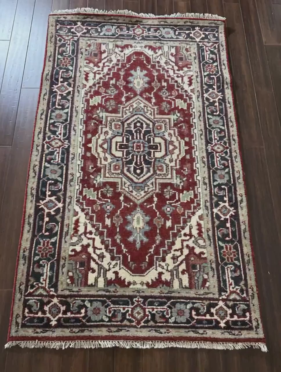 3x5 ft Hand Knotted Heriz Wool Rug: Modern Anatolian Carpet