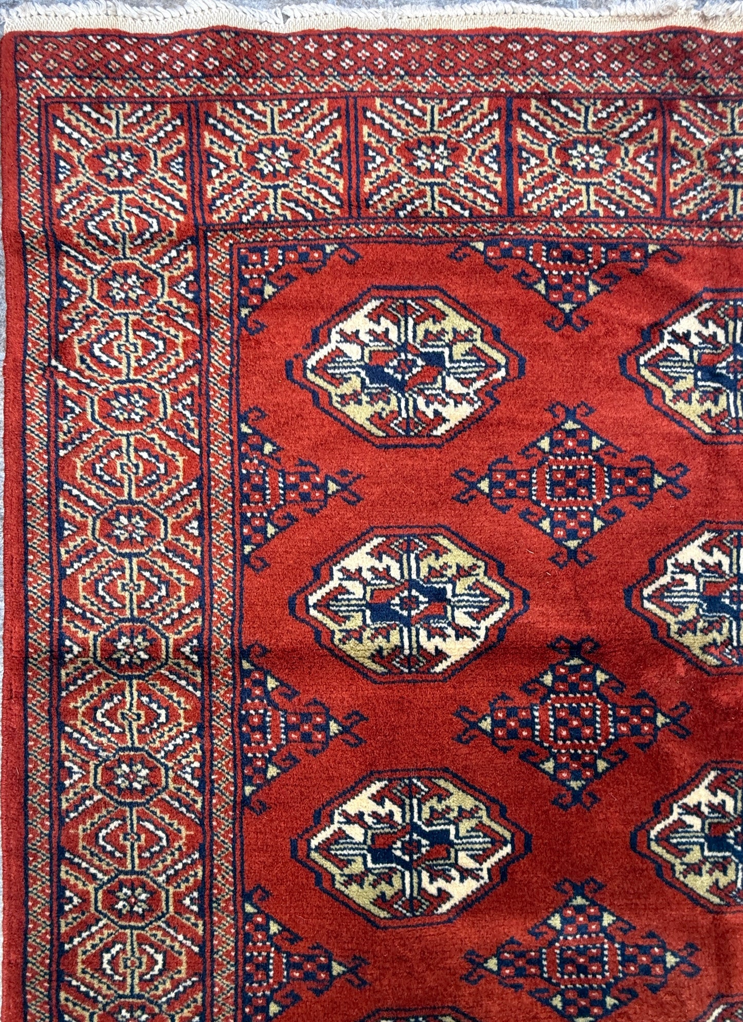 6.3x4.3 ft Pakistani Bokhara Jhaldar Rug, 1980s Vintage Hand Knotted Wool Oriental Carpet, Small Geometric Area Rug