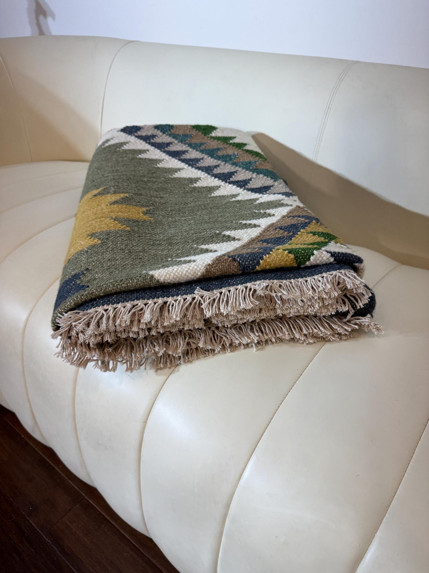 5x8 ft Anatolian Kilim Rug: Wool Scandinavian Geometric Design, Hand Knotted