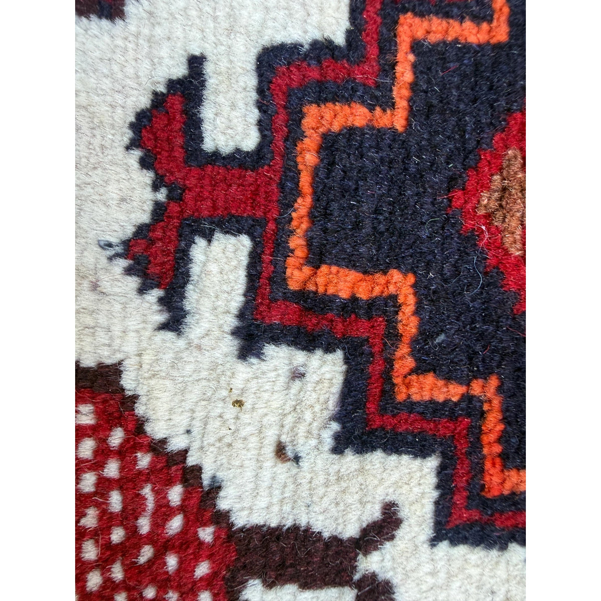 Turkish Handmade Wool Rug, Red Navy Bird Motif Medallion (2'9" x 5'3")