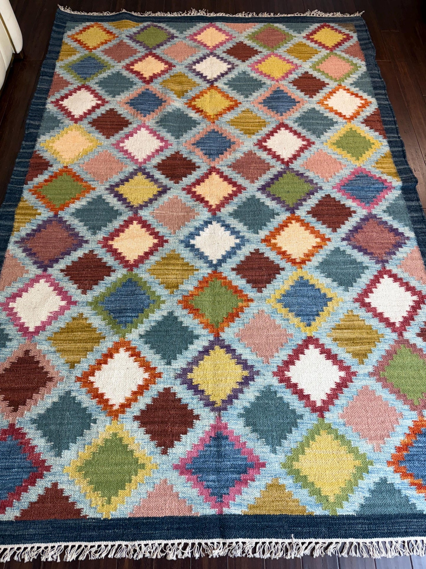 5x8 ft Hand Knotted Kilim Rug: Scandinavian Geometric Wool Flatweave