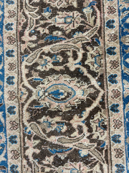9x13 ft Vintage 1940s Tabriz Wool Rug: Hand Knotted Medallion Design