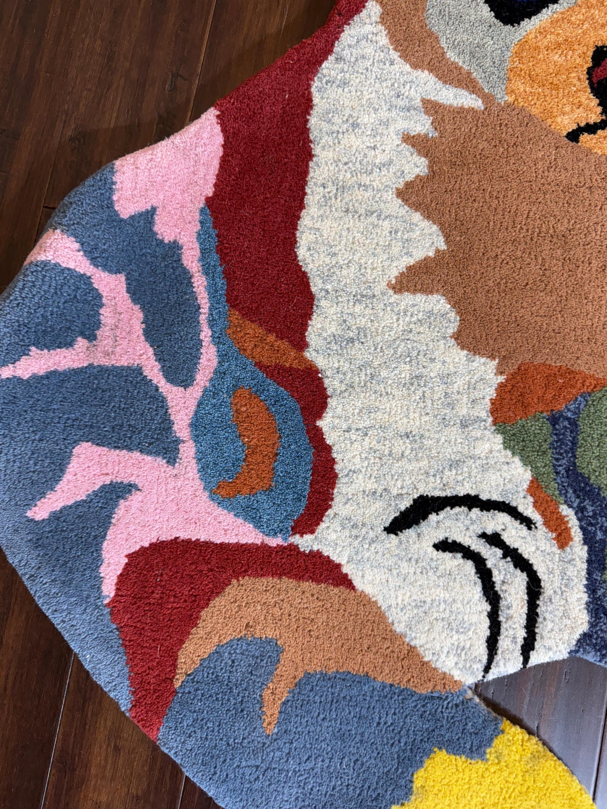 kids room rug
nursery wool rug
handmade turkish rug
kohala hunting rug
2x3 ft kids rug
animal theme rug
boho kids decor
soft wool play rug
tufted nursery carpet
eco friendly kids rug
hand tufted rug
turkish small rug
children’s floor mat
