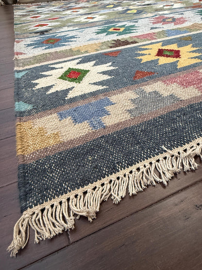 5x8 ft Anatolian Kilim Rug: Hand Knotted Modern Geometric Wool Carpet